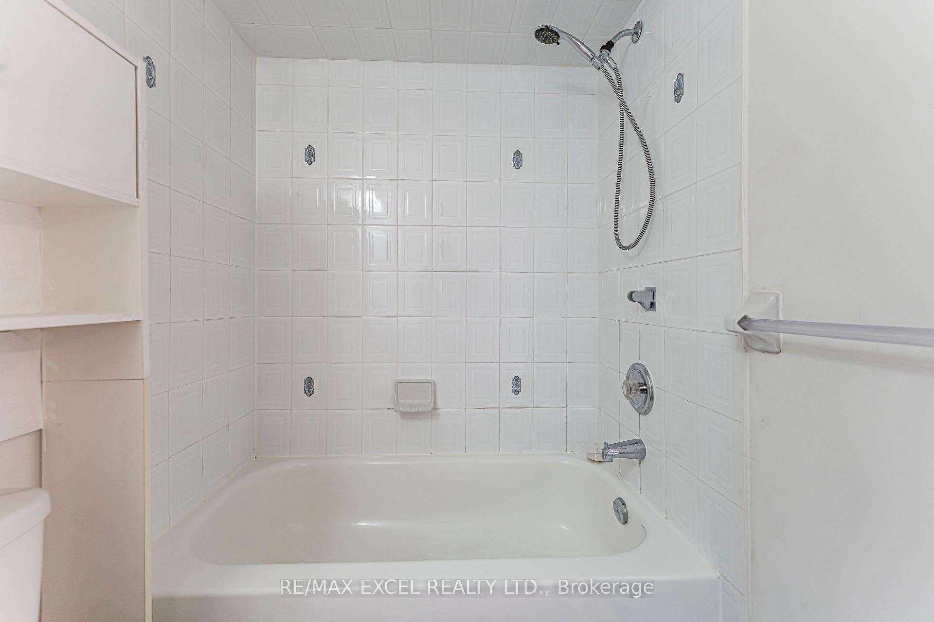 Photo 40 of 50 Casabel Drive, Vaughan, Vellore Village — HOMEH