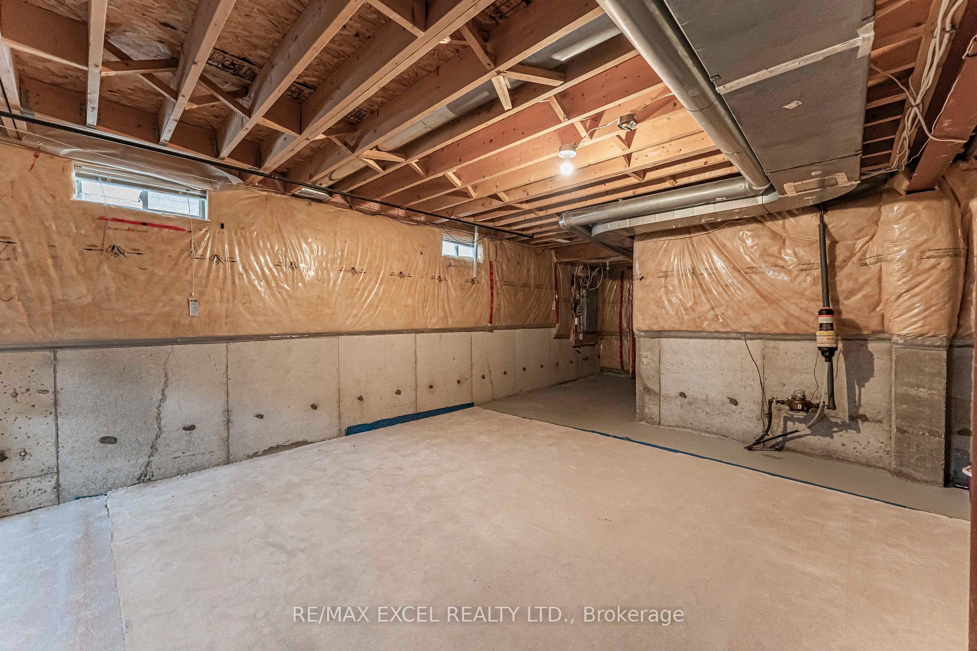Photo 42 of 50 Casabel Drive, Vaughan, Vellore Village — HOMEH