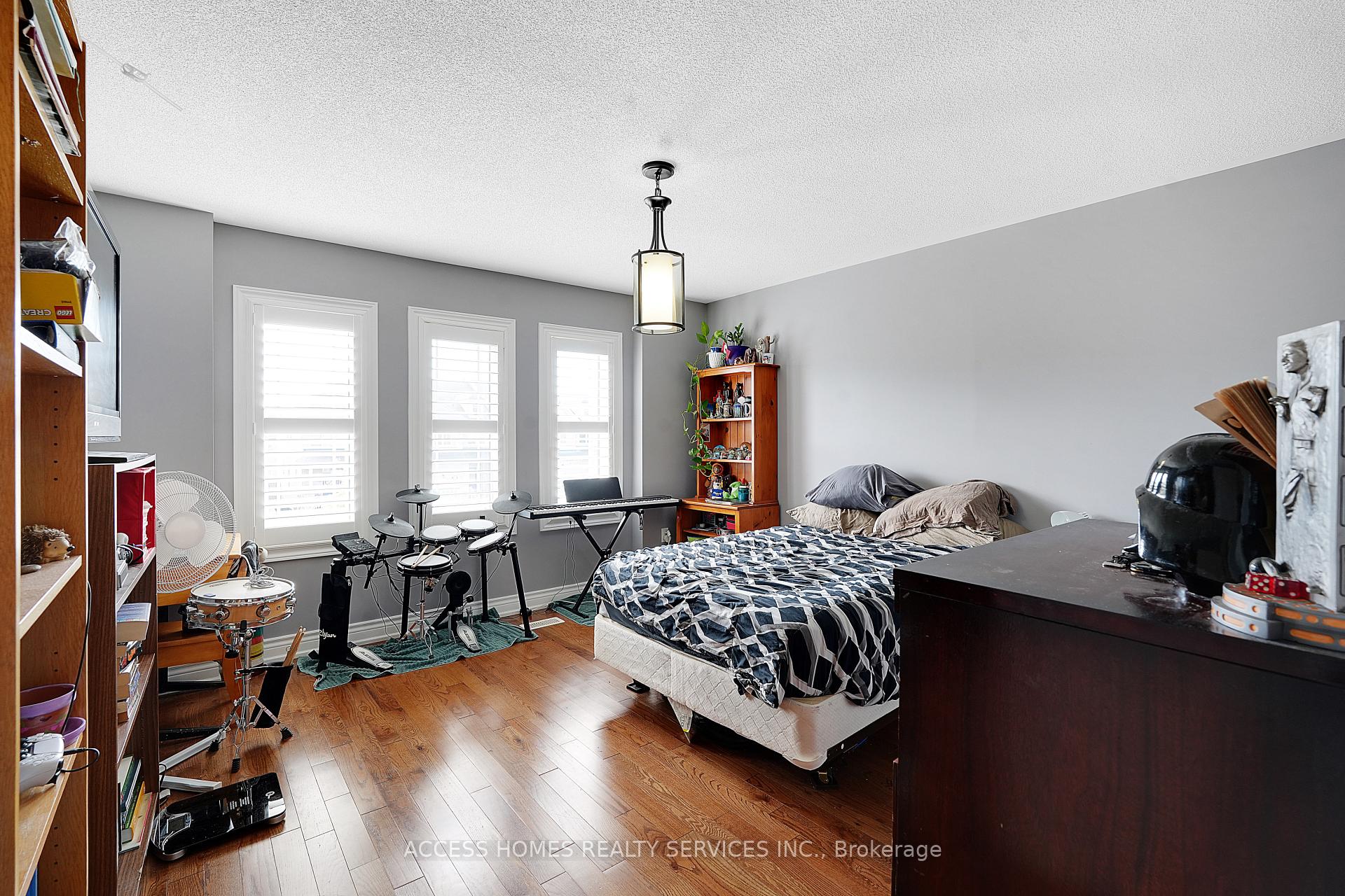 Photo 17 of 65 Jackson Drive, New Tecumseth, Tottenham — HOMEH