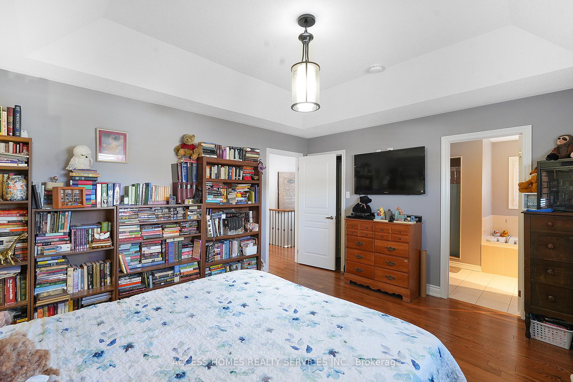 Photo 23 of 65 Jackson Drive, New Tecumseth, Tottenham — HOMEH