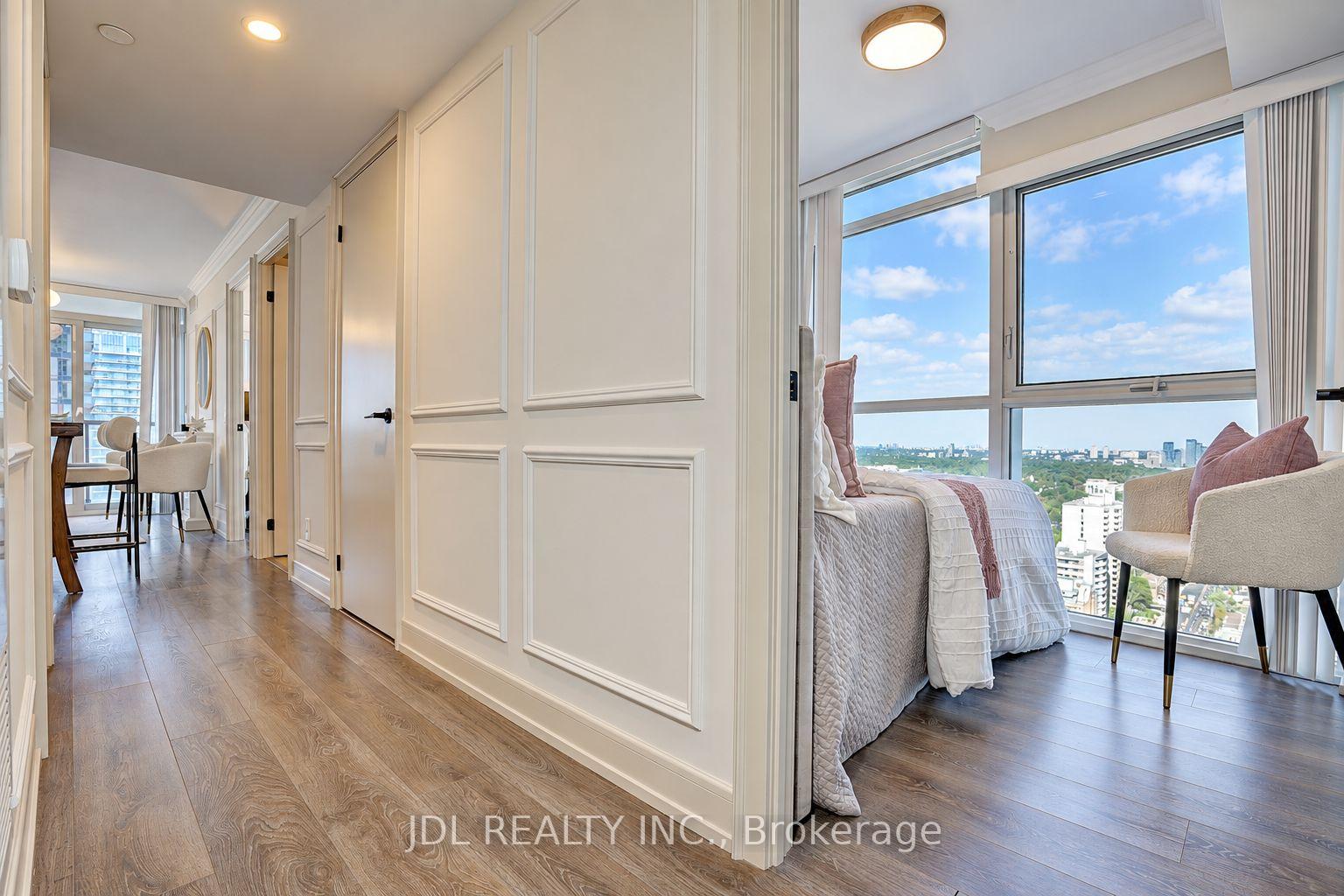 Photo 12 of Unit 2801, 125 Redpath Avenue, Toronto, Mount Pleasant West — HOMEH