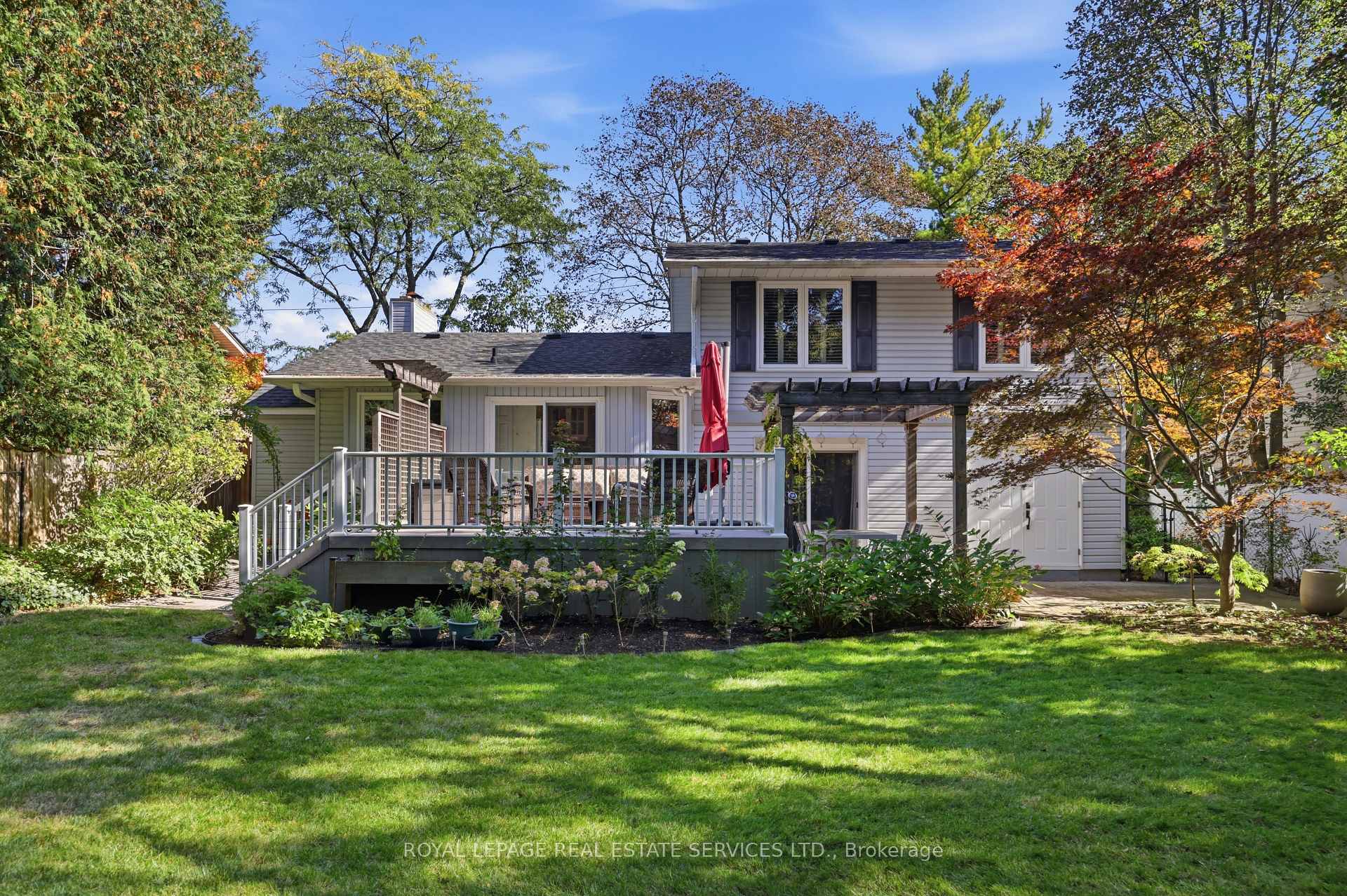Photo 5 of 1320 Hillview Crescent, Oakville, Falgarwood — HOMEH