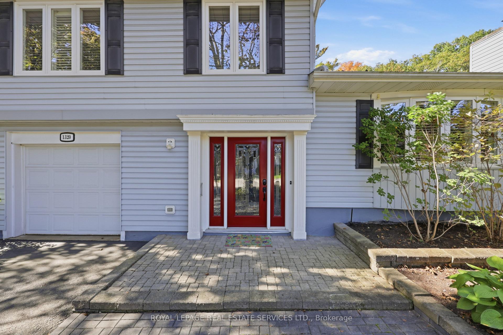 Photo 7 of 1320 Hillview Crescent, Oakville, Falgarwood — HOMEH