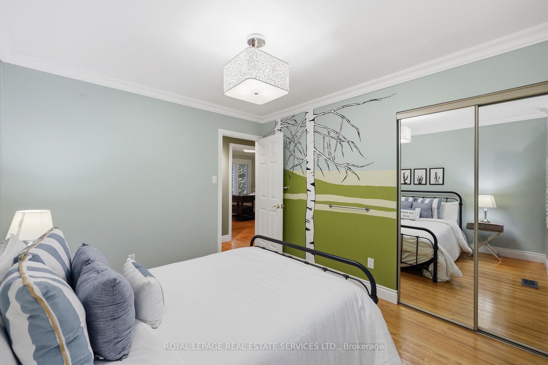 Photo 25 of 1320 Hillview Crescent, Oakville, Falgarwood — HOMEH