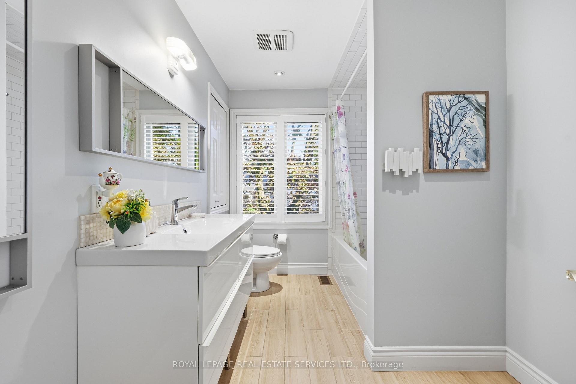 Photo 30 of 1320 Hillview Crescent, Oakville, Falgarwood — HOMEH