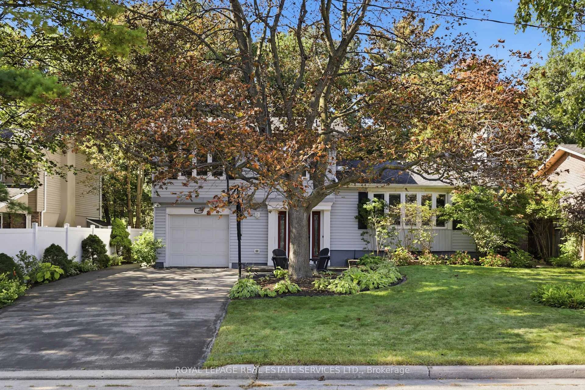 Photo 11 of 1320 Hillview Crescent, Oakville, Falgarwood — HOMEH