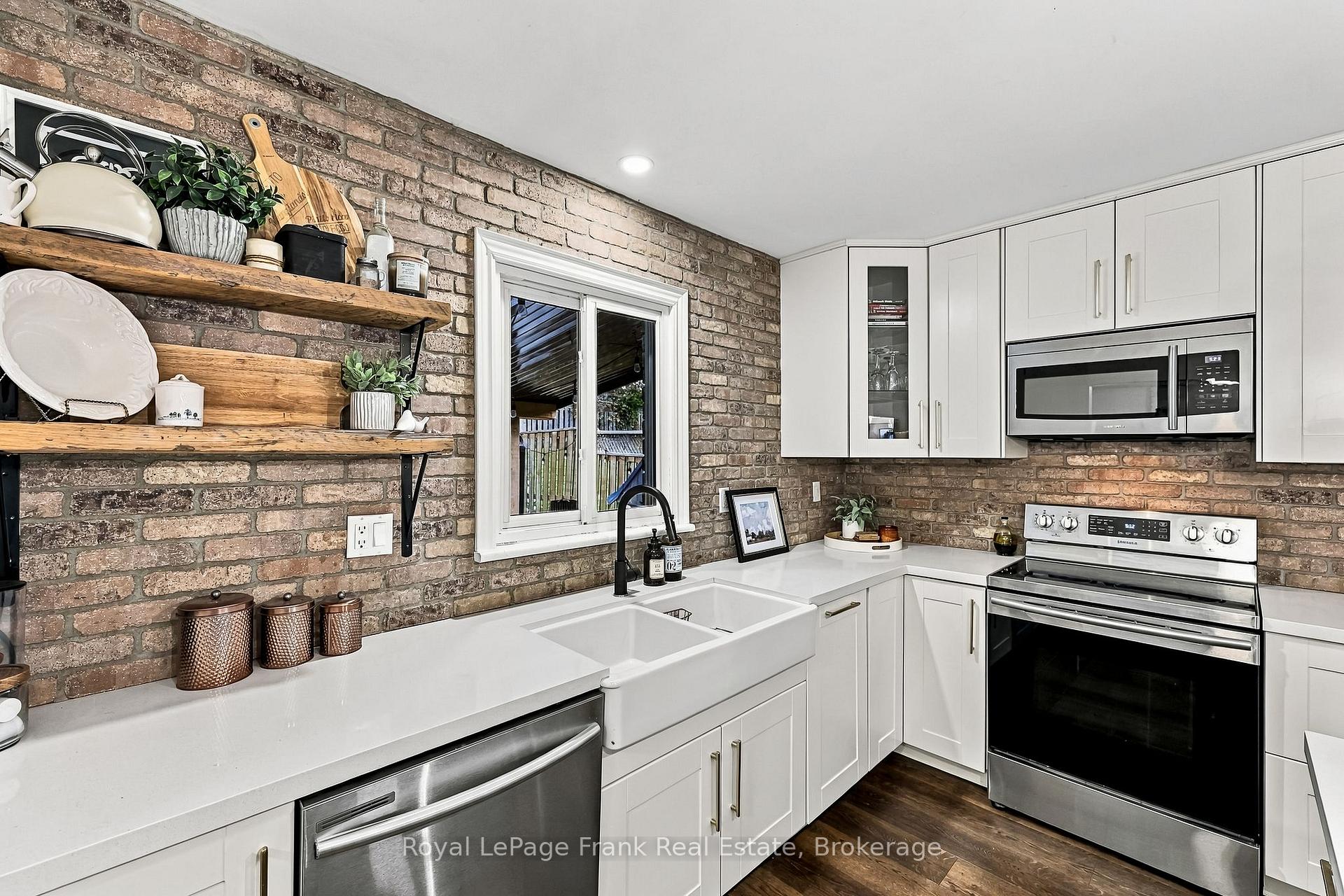 Photo 16 of 588 Walsh Drive, Scugog, Port Perry — HOMEH