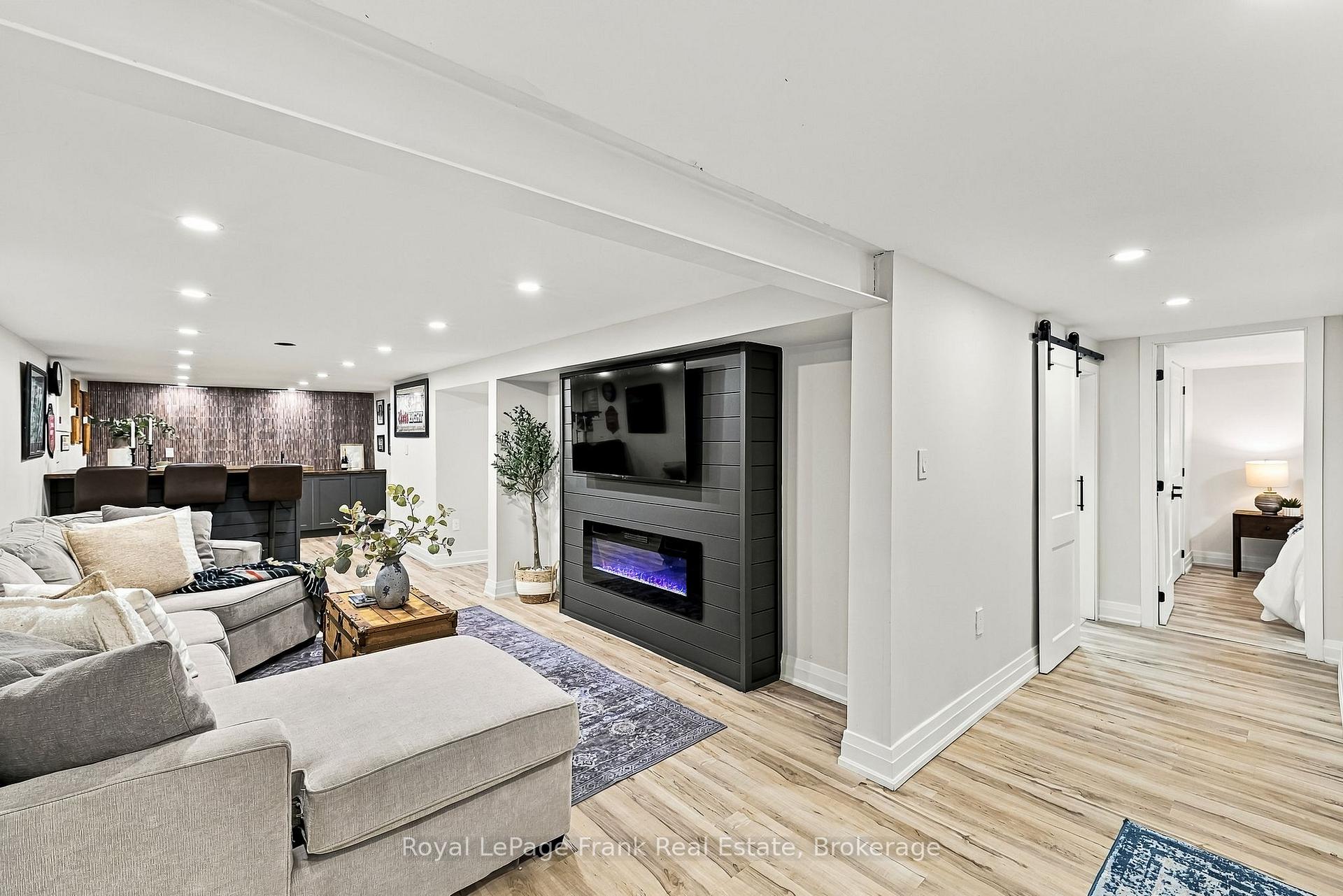 Photo 37 of 588 Walsh Drive, Scugog, Port Perry — HOMEH