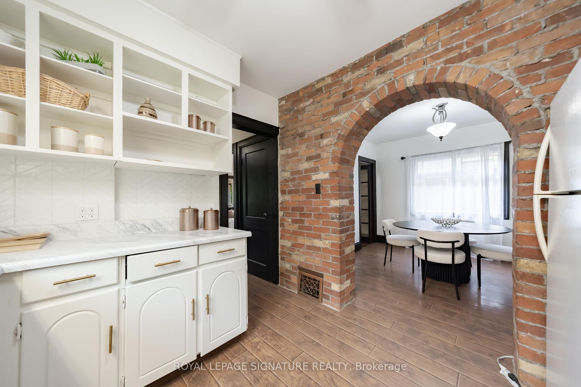 Photo of 234 John Street