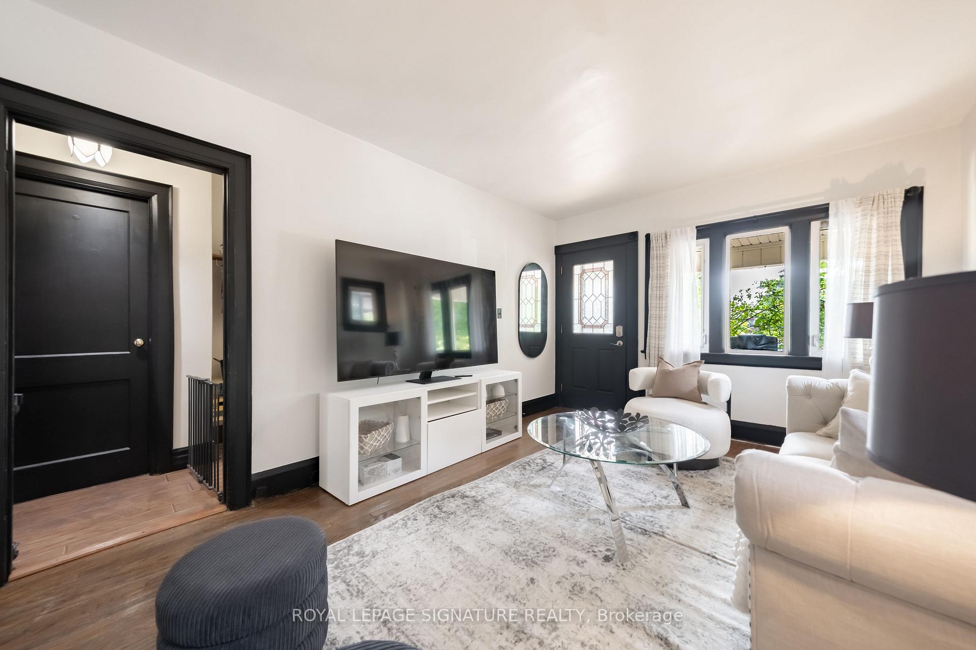 Photo 3 of 234 John Street, North York, Weston — HOMEH