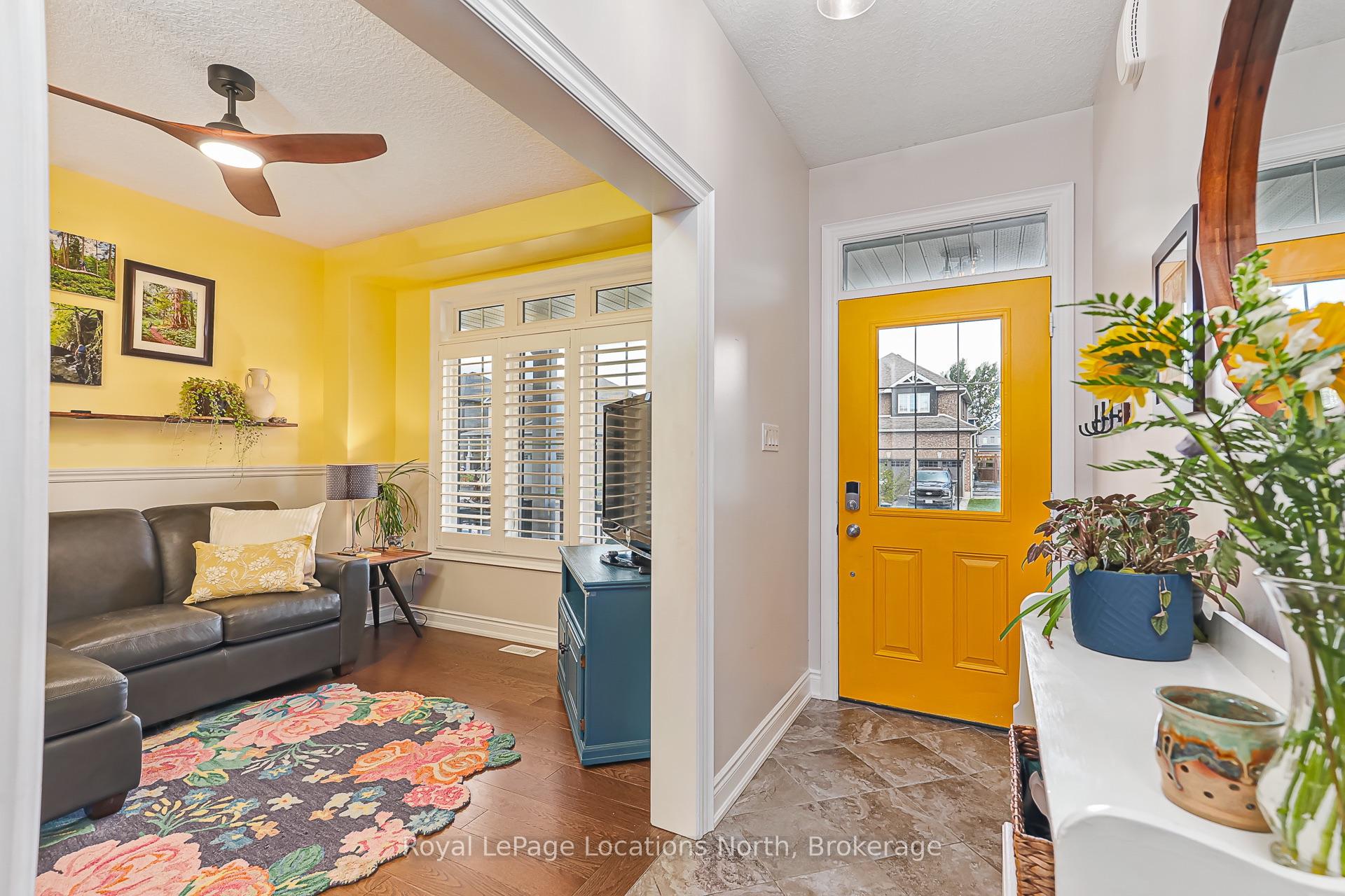 Photo 5 of 182 Findlay Drive, Collingwood — HOMEH