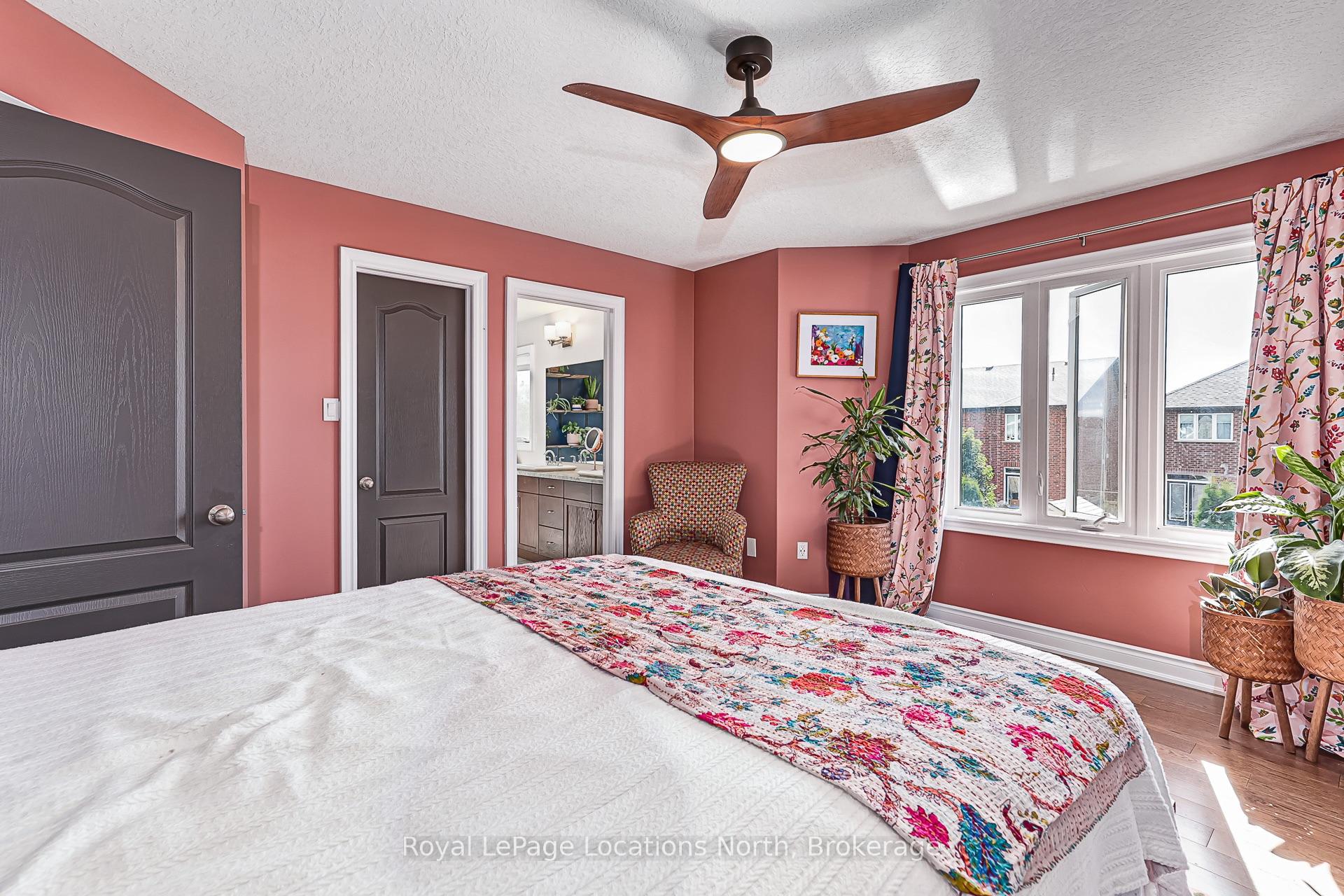 Photo 21 of 182 Findlay Drive, Collingwood — HOMEH