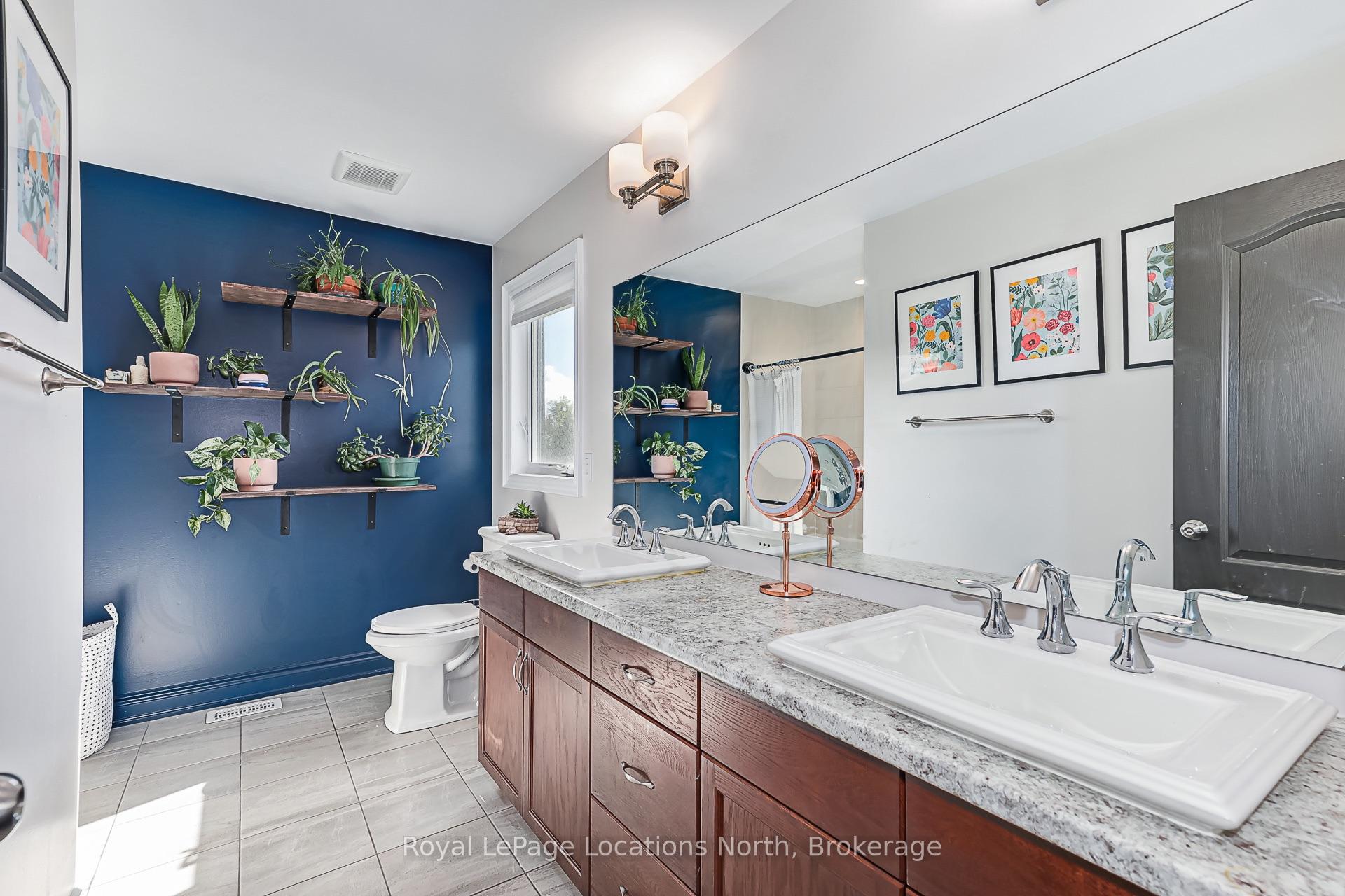Photo 22 of 182 Findlay Drive, Collingwood — HOMEH