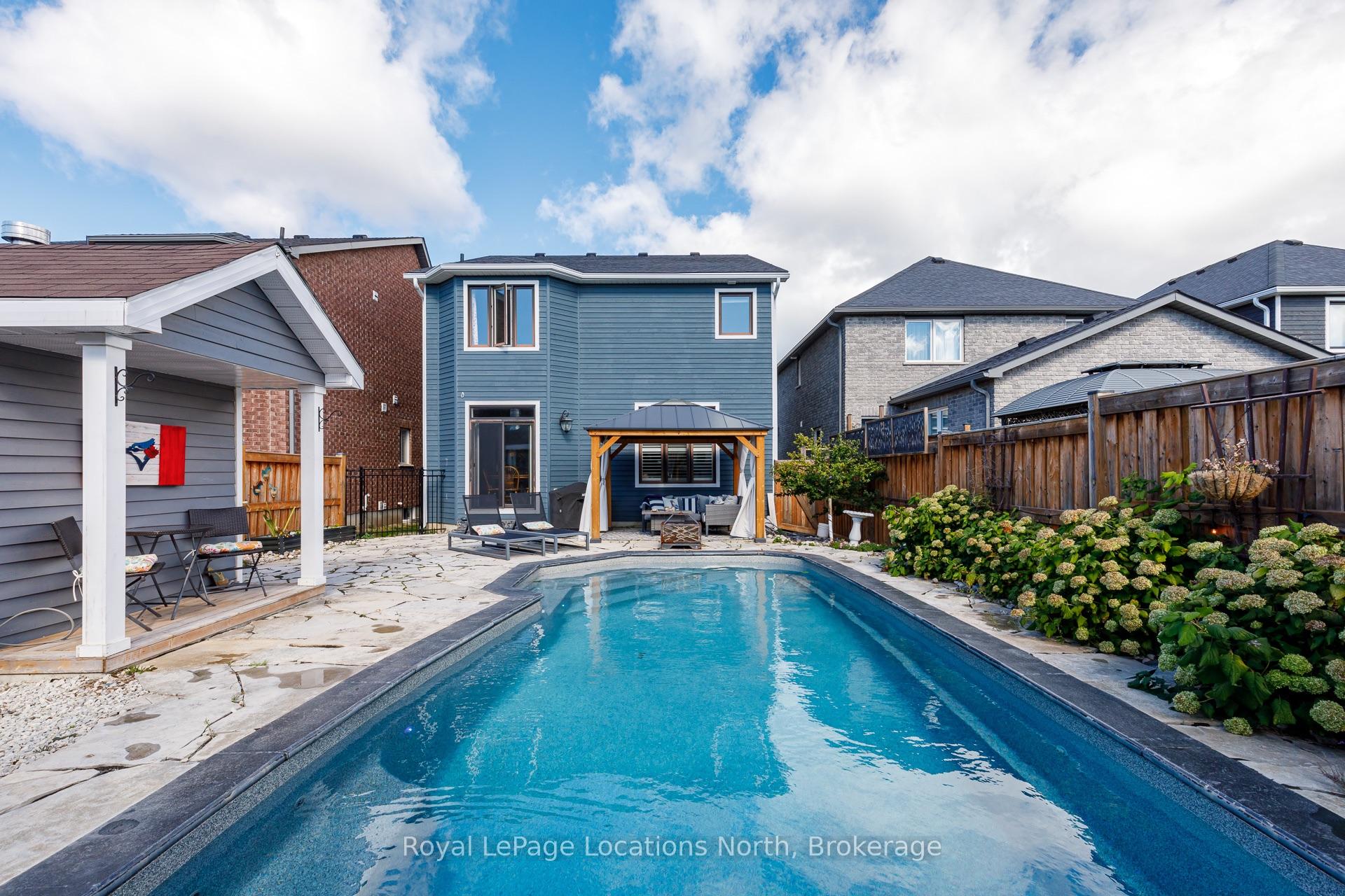 Photo 33 of 182 Findlay Drive, Collingwood — HOMEH