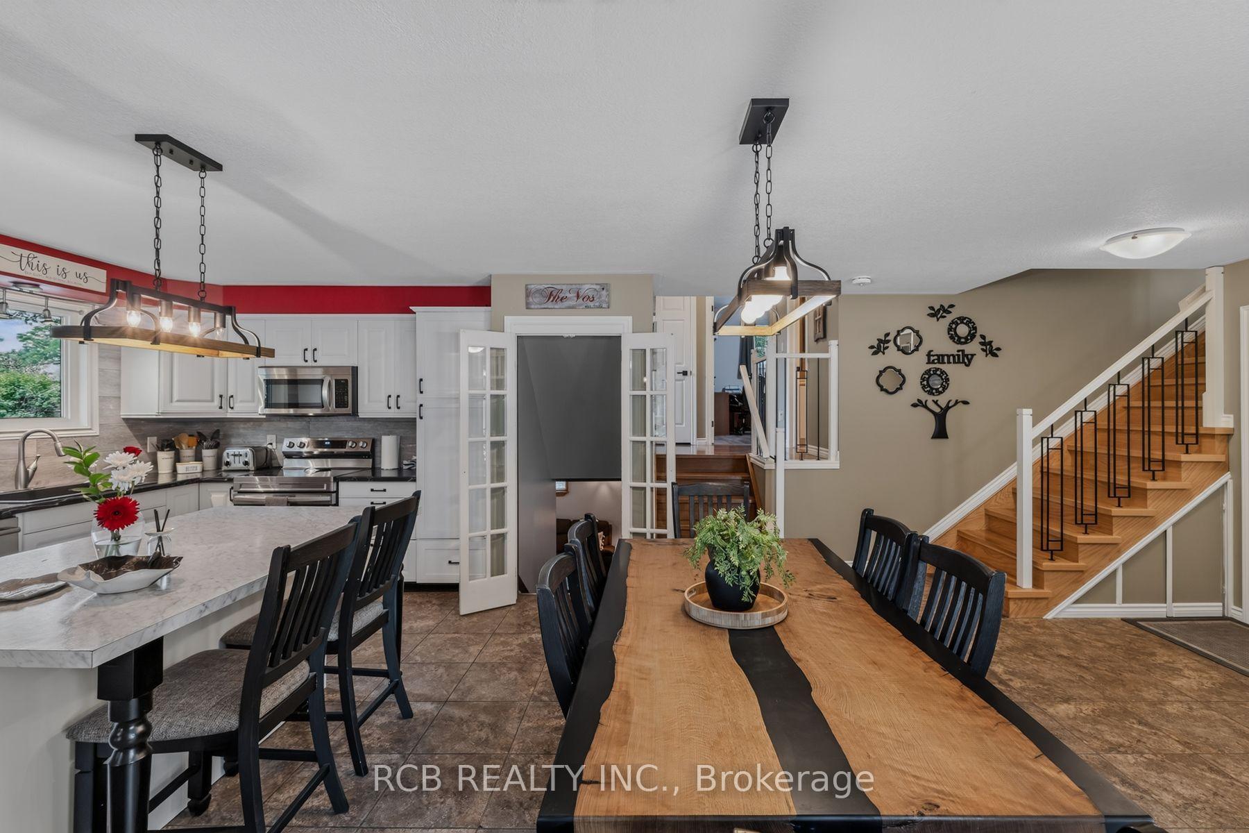 Photo 10 of 18 Max Webster Road, Brantford, Lynden Hills — HOMEH