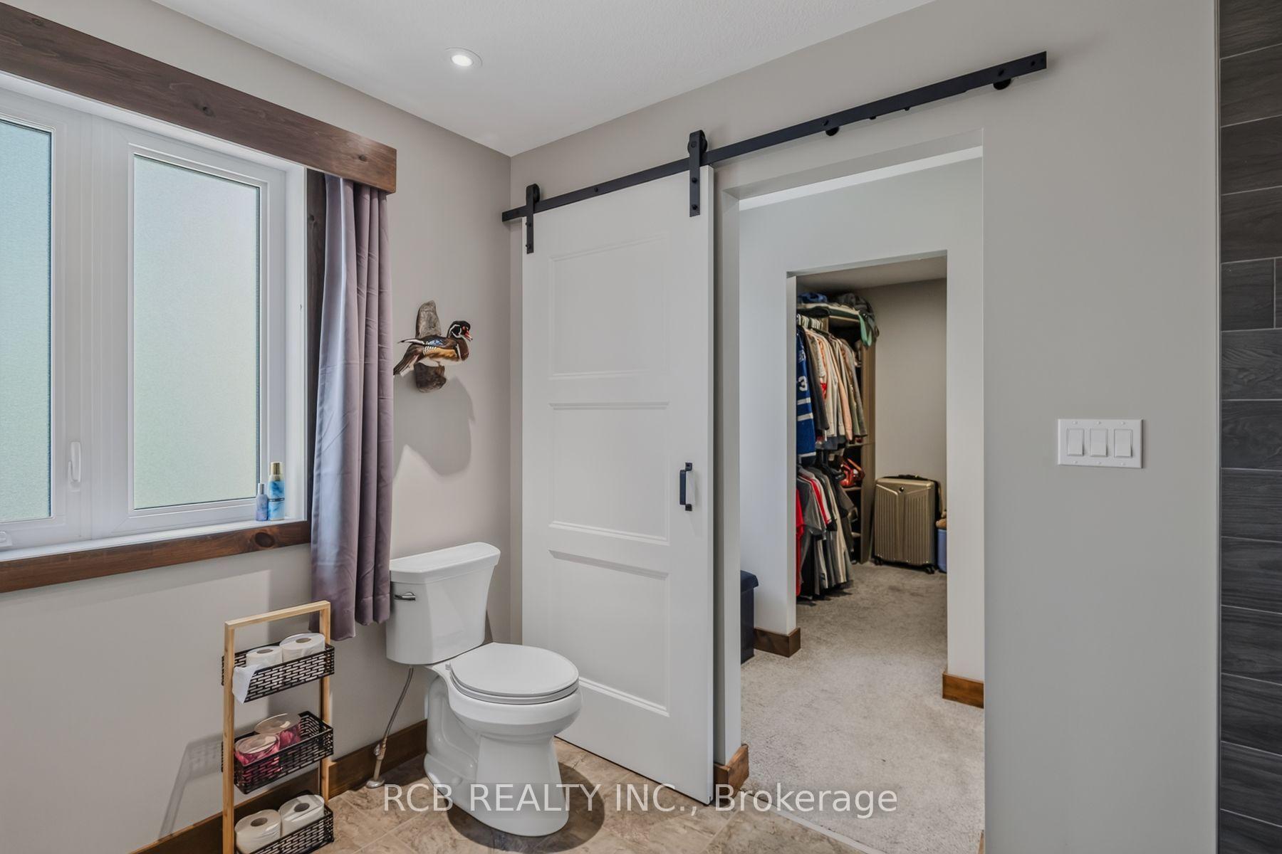 Photo 23 of 18 Max Webster Road, Brantford, Lynden Hills — HOMEH