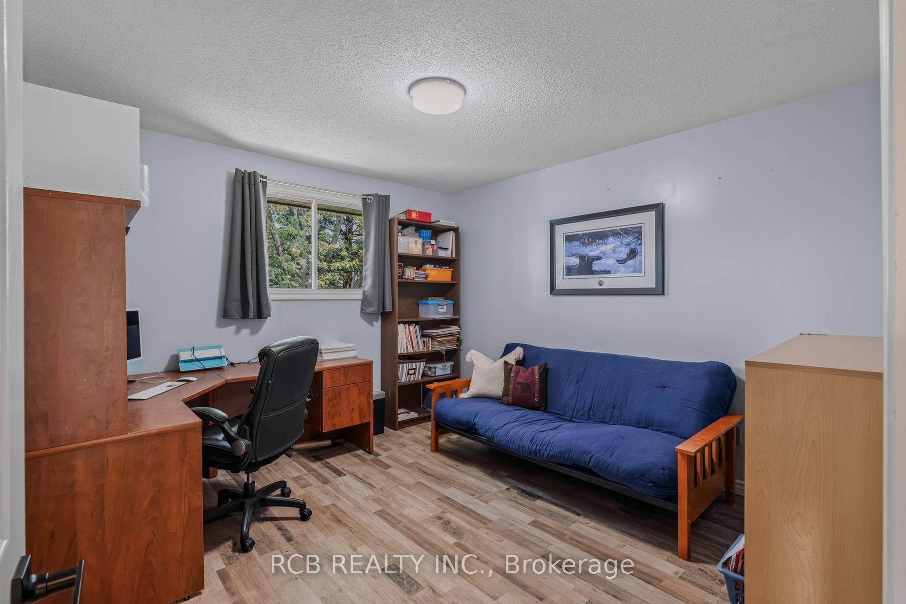 Photo 25 of 18 Max Webster Road, Brantford, Lynden Hills — HOMEH