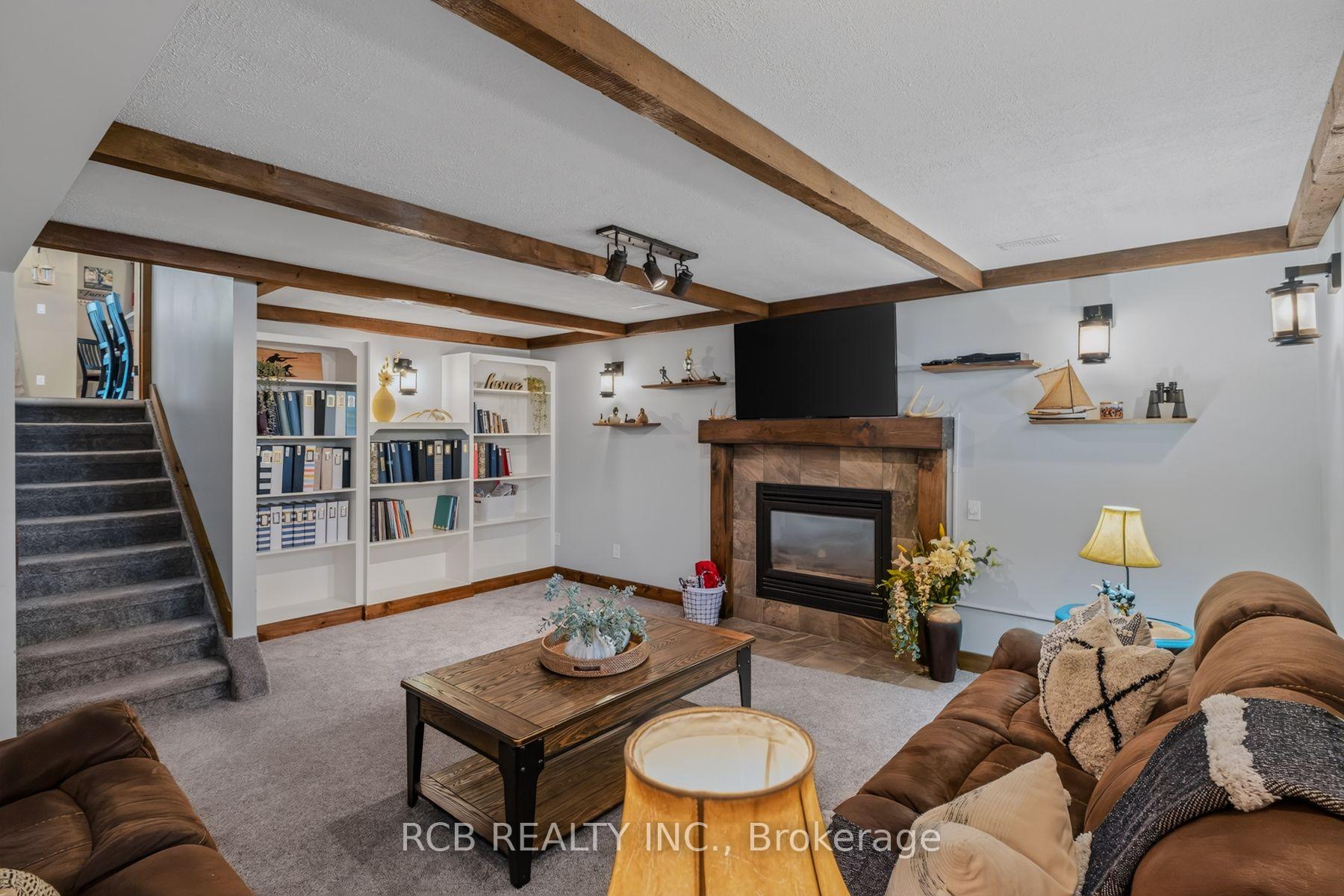 Photo 28 of 18 Max Webster Road, Brantford, Lynden Hills — HOMEH