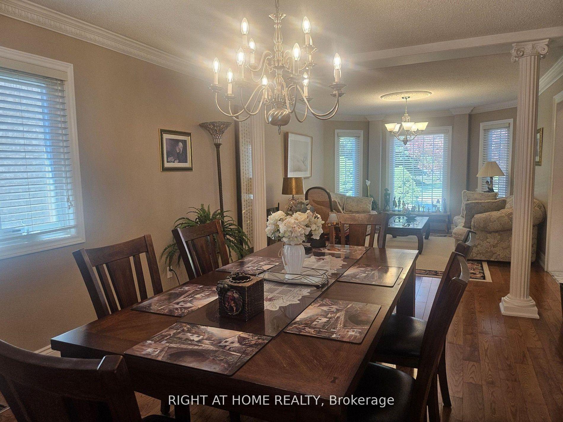 Photo 11 of 27 Addison Street, Richmond Hill, North Richvale — HOMEH