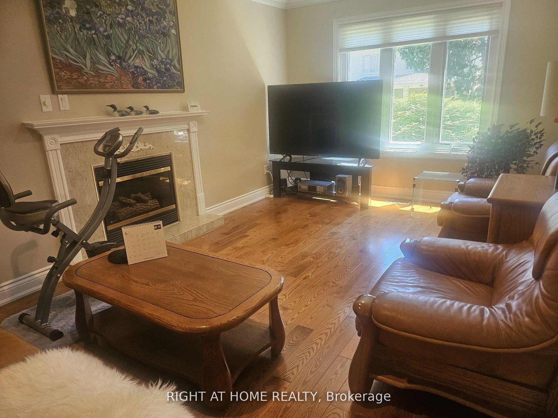 Photo 13 of 27 Addison Street, Richmond Hill, North Richvale — HOMEH