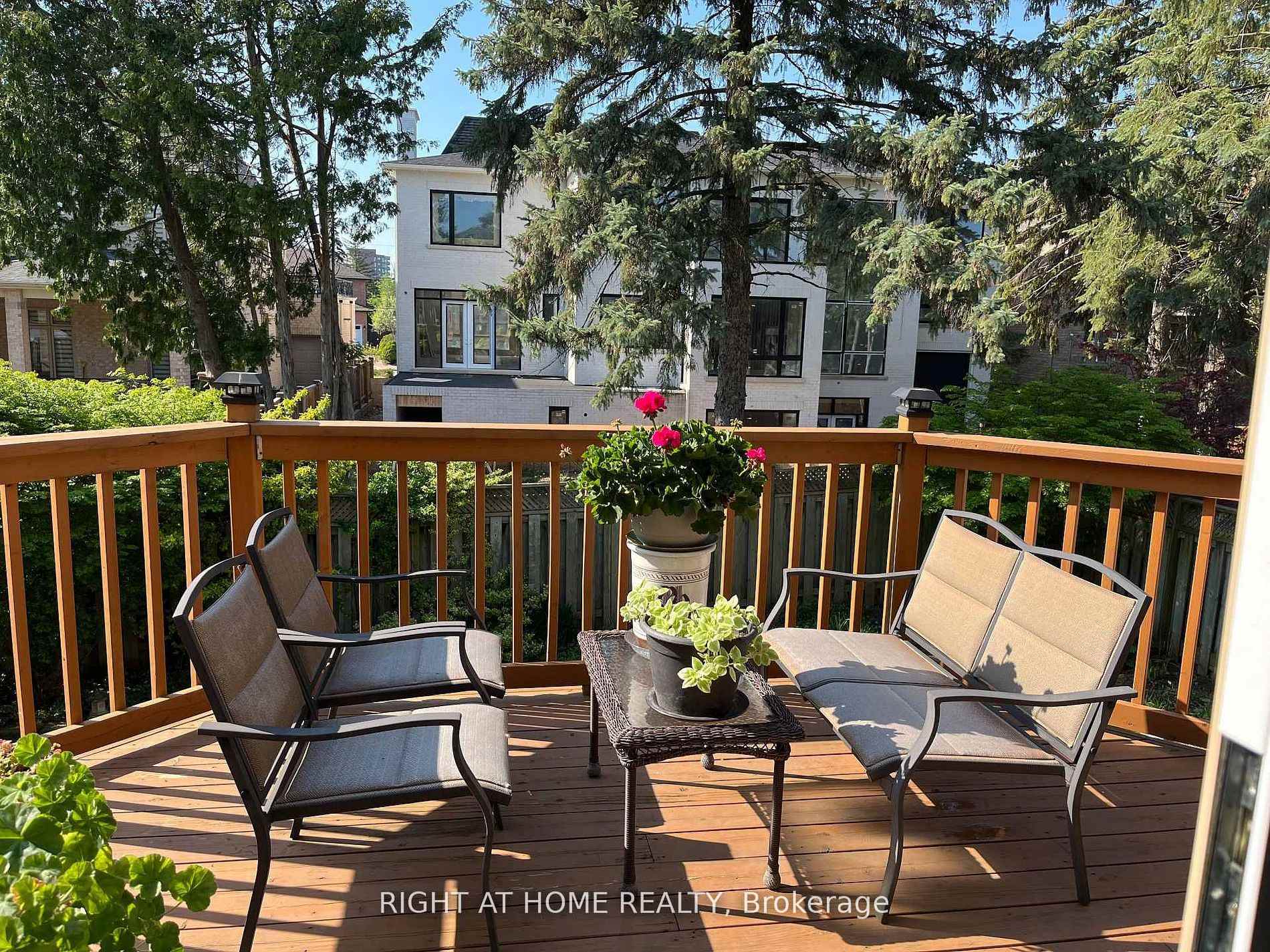 Photo 21 of 27 Addison Street, Richmond Hill, North Richvale — HOMEH