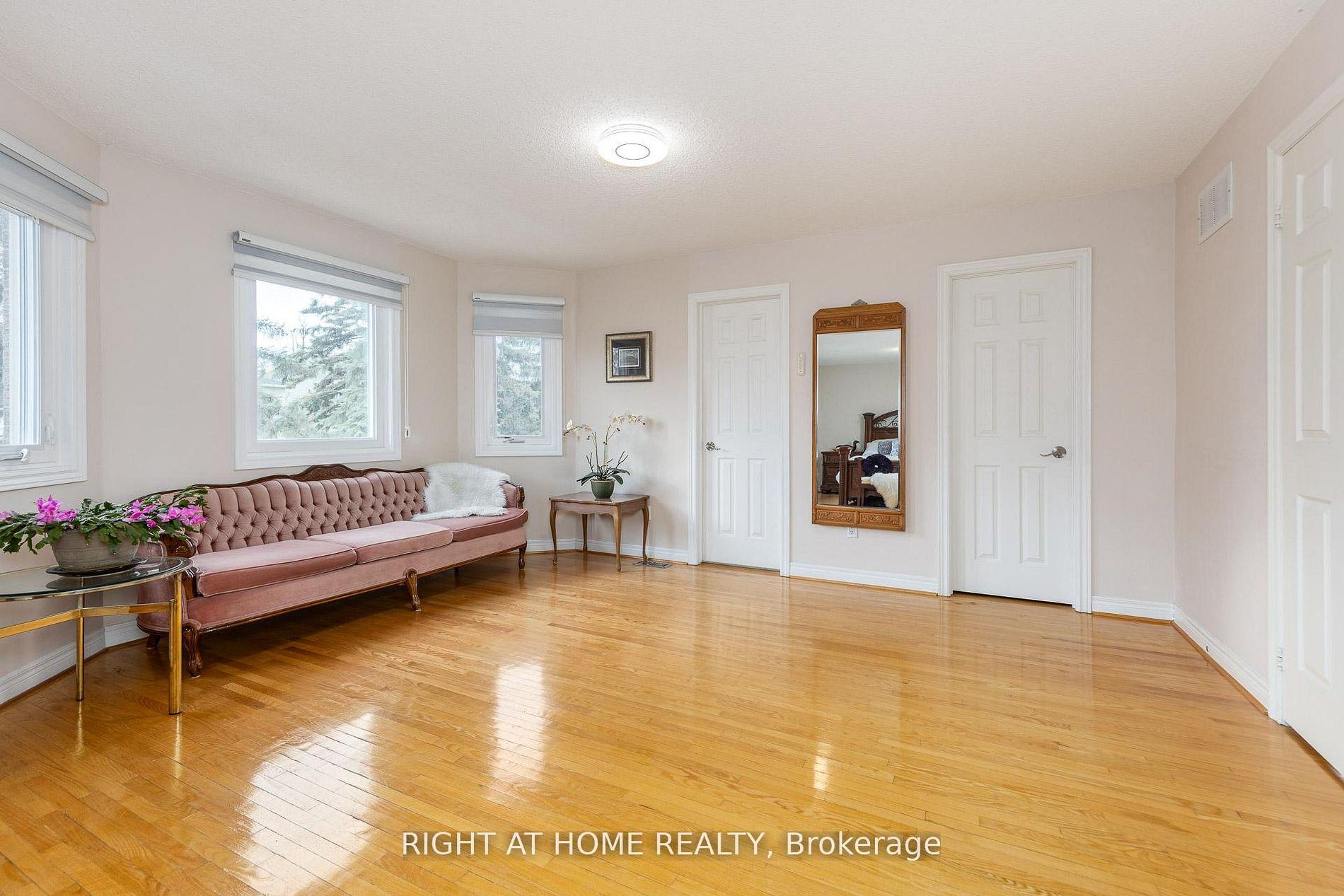 Photo 27 of 27 Addison Street, Richmond Hill, North Richvale — HOMEH