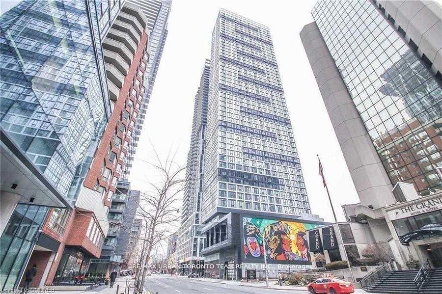 Photo of Unit 3707, 181 Dundas Street E