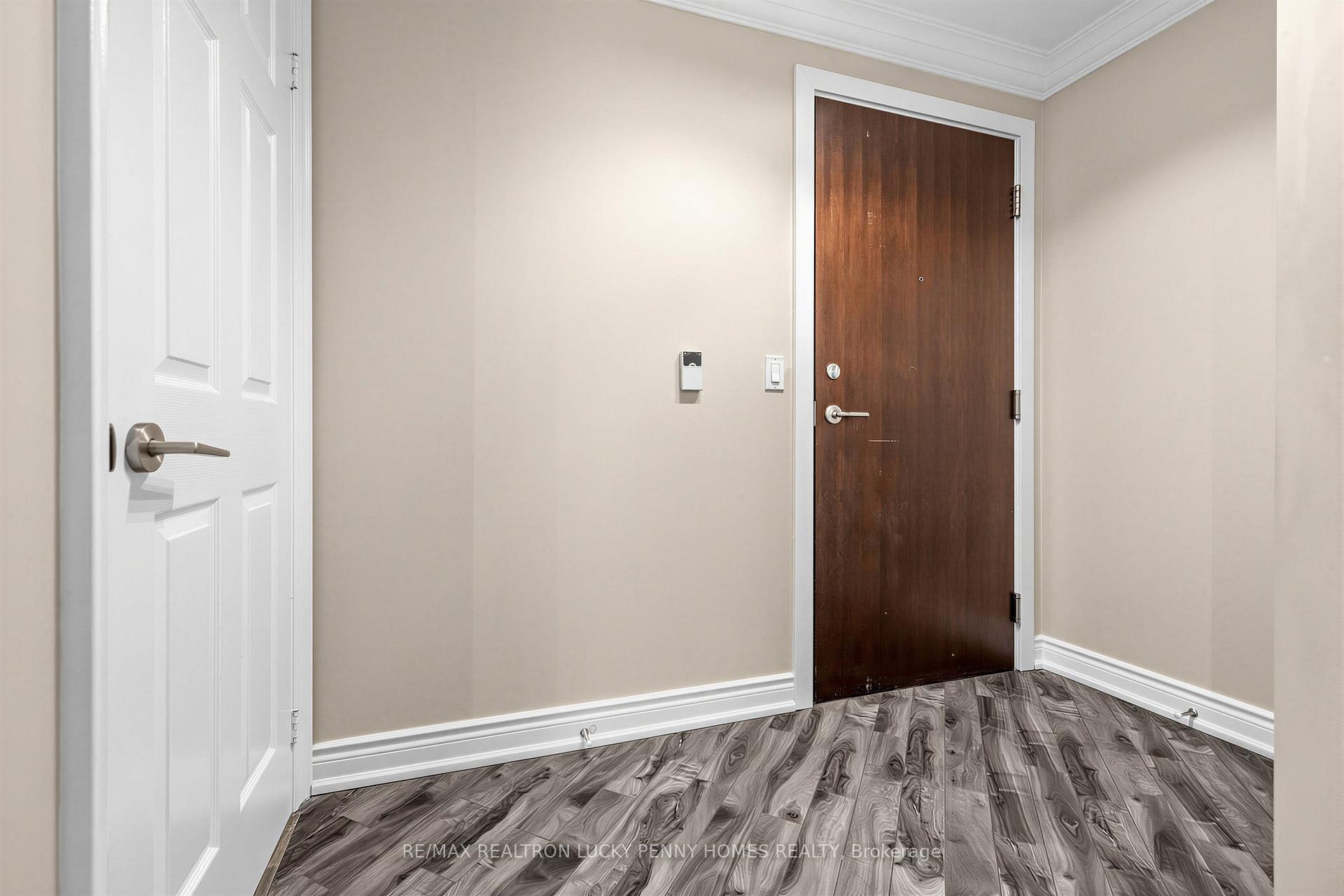 Photo 3 of Unit 1555, 23 Cox Boulevard, Markham, Unionville — HOMEH