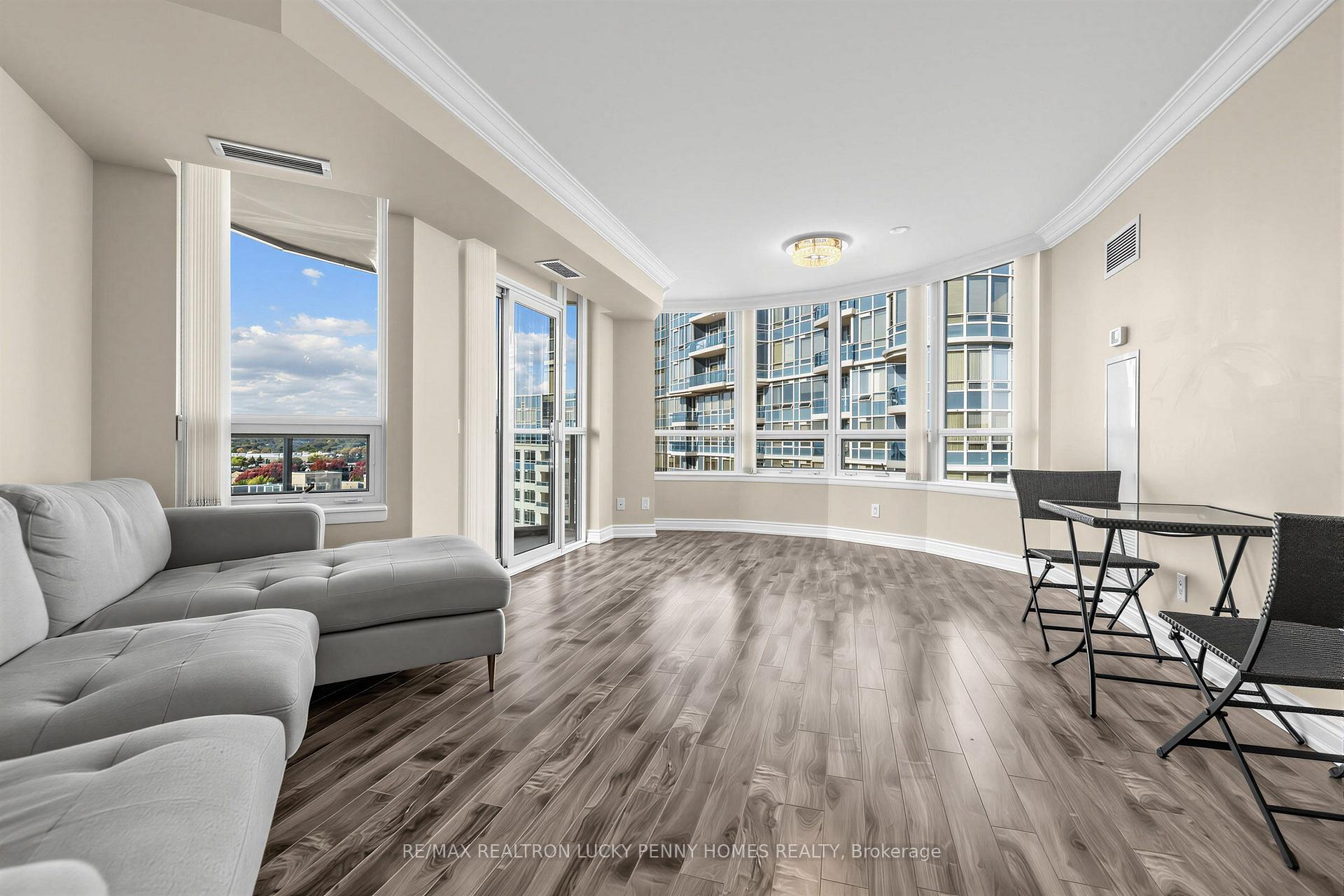 Photo 5 of Unit 1555, 23 Cox Boulevard, Markham, Unionville — HOMEH