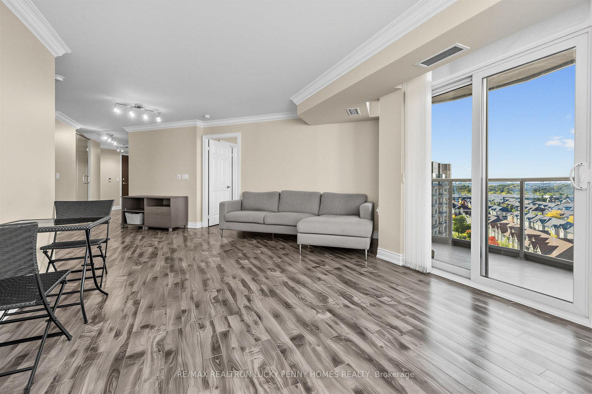 Photo 12 of Unit 1555, 23 Cox Boulevard, Markham, Unionville — HOMEH