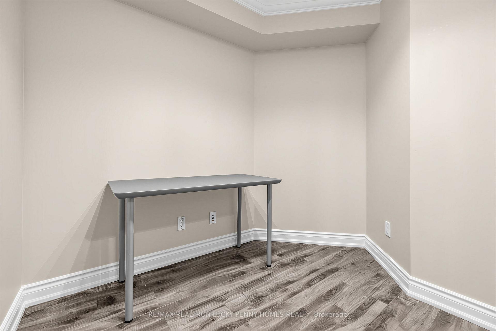 Photo 17 of Unit 1555, 23 Cox Boulevard, Markham, Unionville — HOMEH