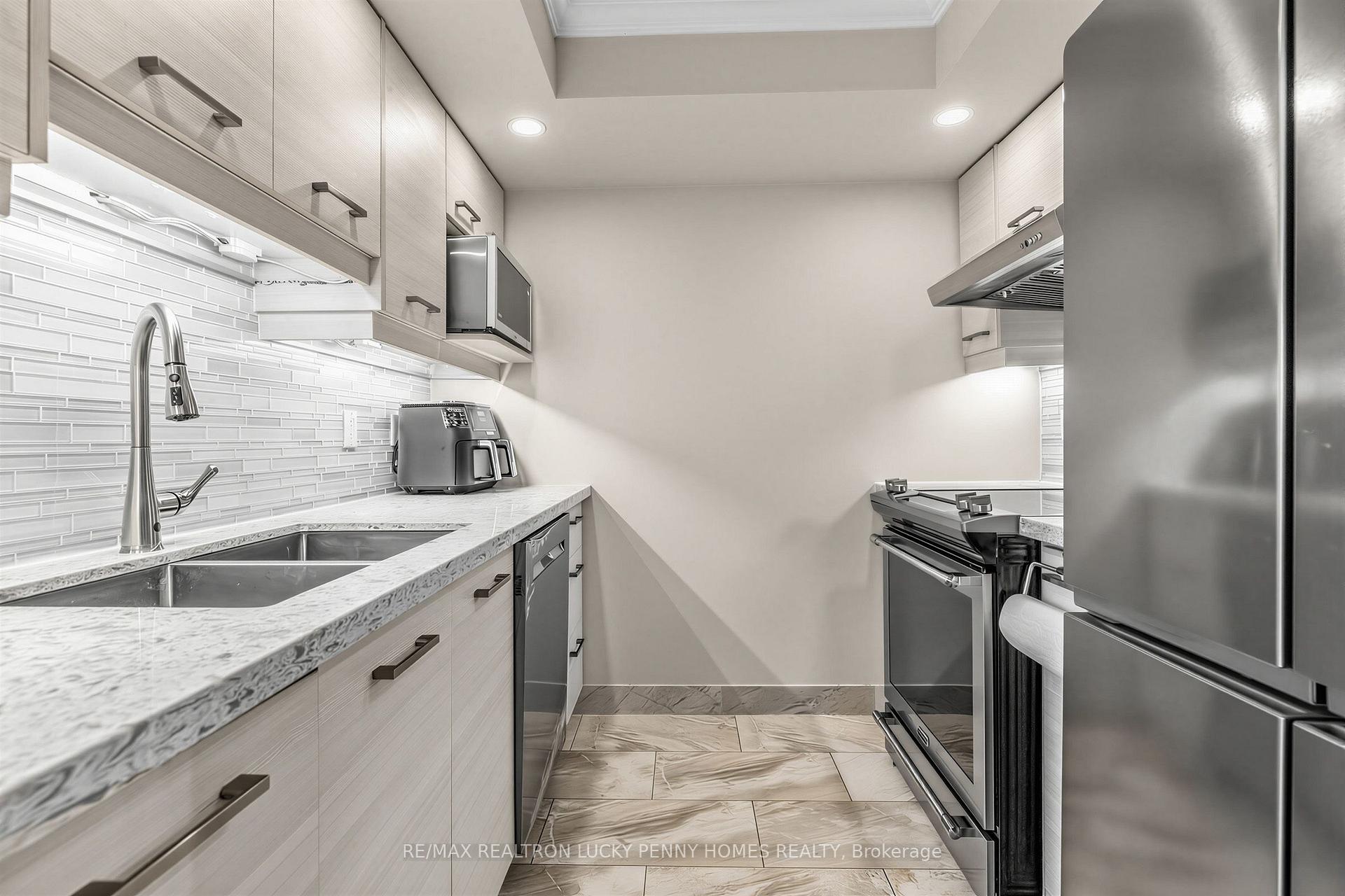 Photo 21 of Unit 1555, 23 Cox Boulevard, Markham, Unionville — HOMEH