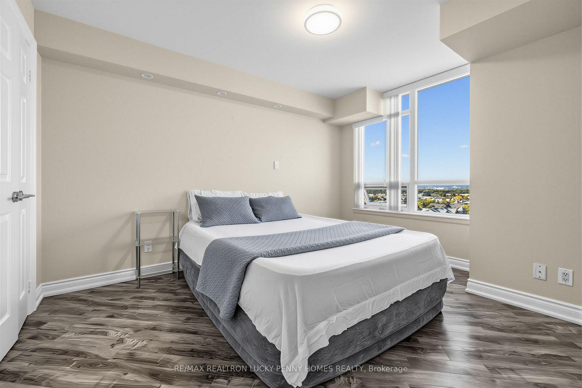 Photo 24 of Unit 1555, 23 Cox Boulevard, Markham, Unionville — HOMEH