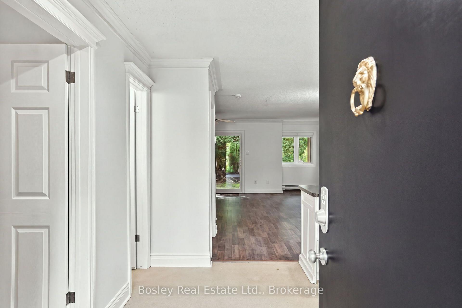 Photo 5 of 552 Oxbow Crescent, Collingwood — HOMEH