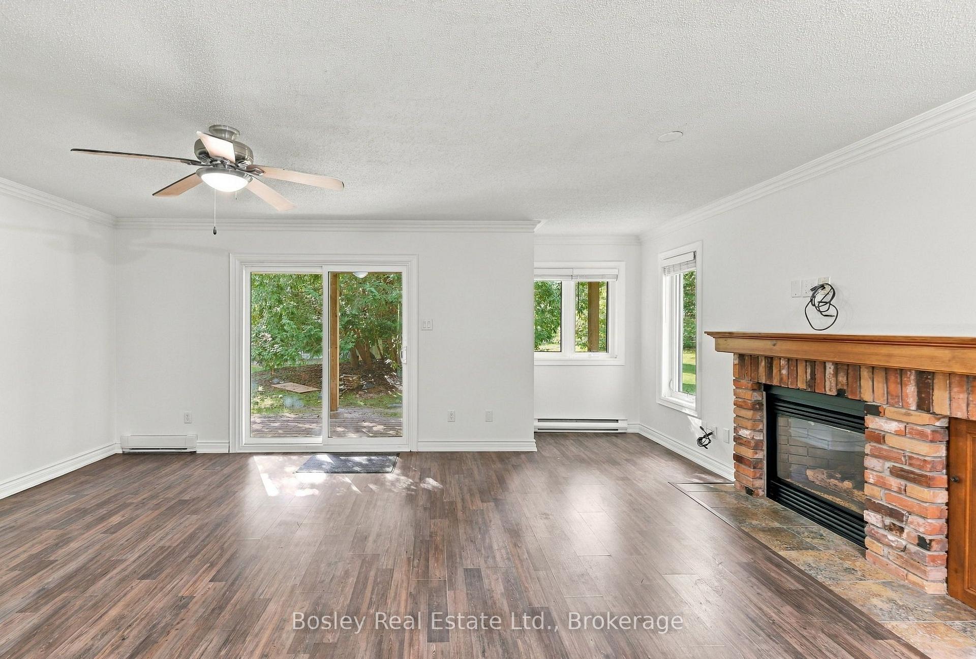 Photo 14 of 552 Oxbow Crescent, Collingwood — HOMEH
