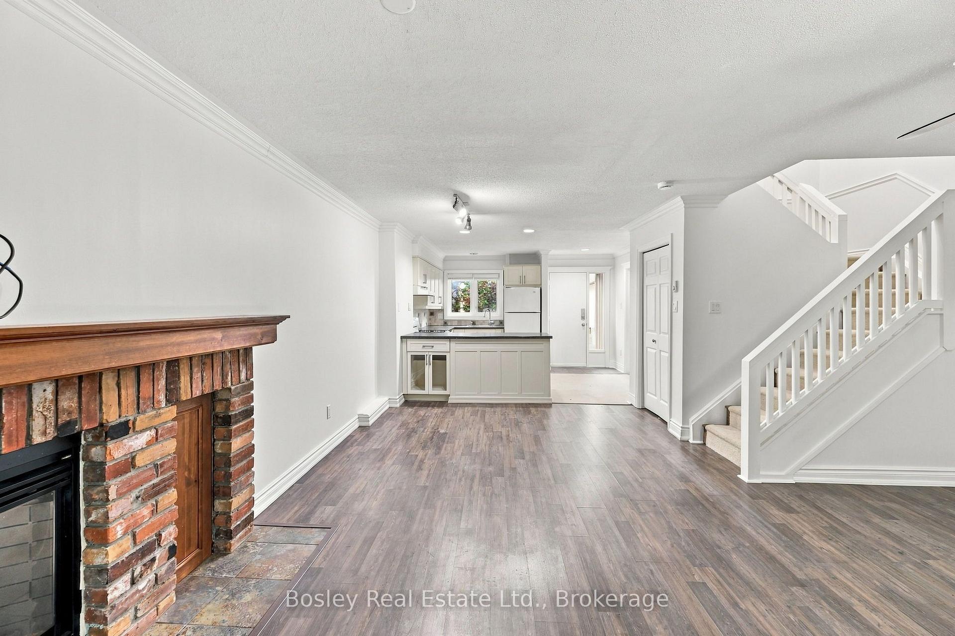 Photo 17 of 552 Oxbow Crescent, Collingwood — HOMEH