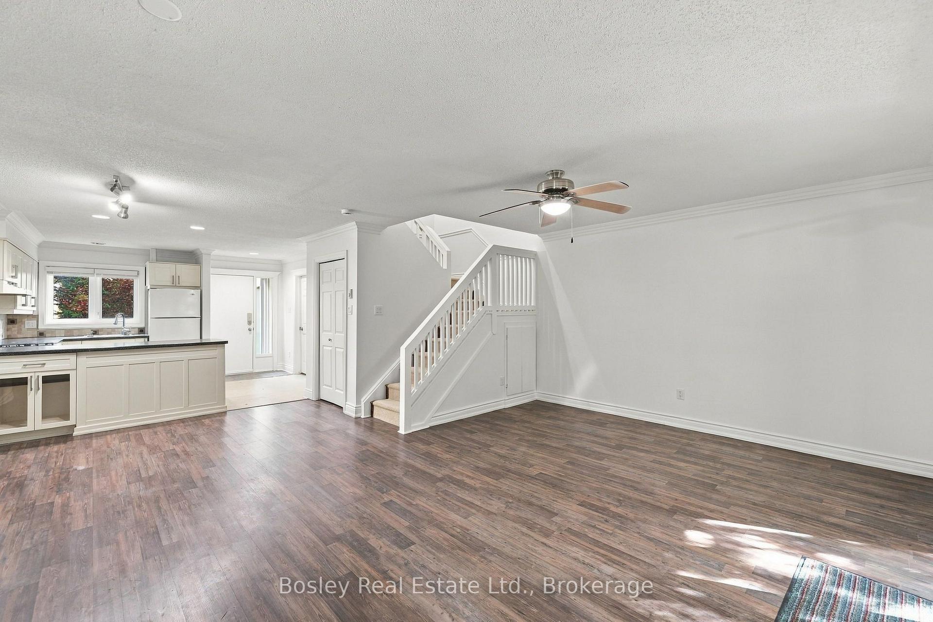 Photo 18 of 552 Oxbow Crescent, Collingwood — HOMEH