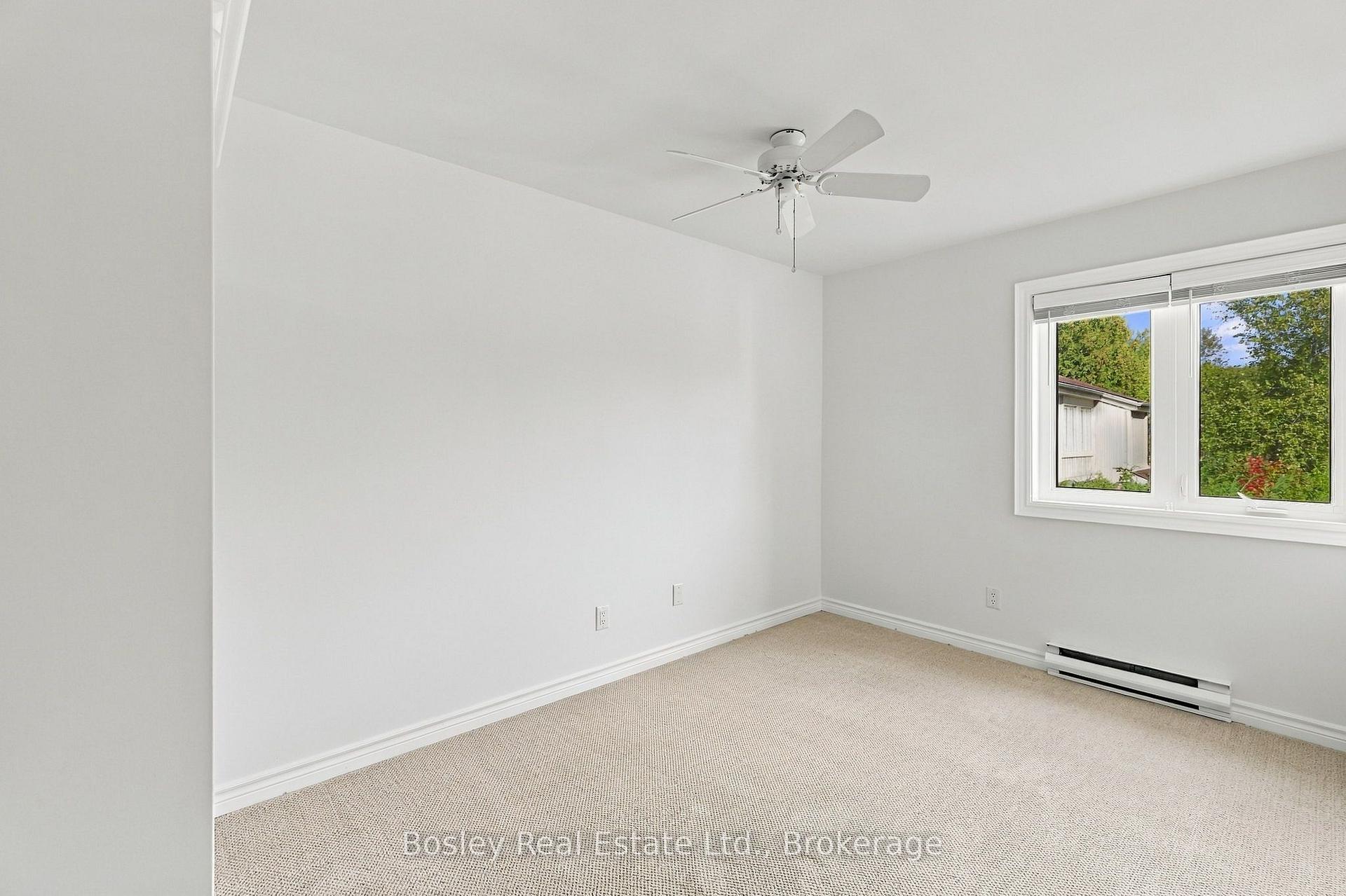 Photo 25 of 552 Oxbow Crescent, Collingwood — HOMEH