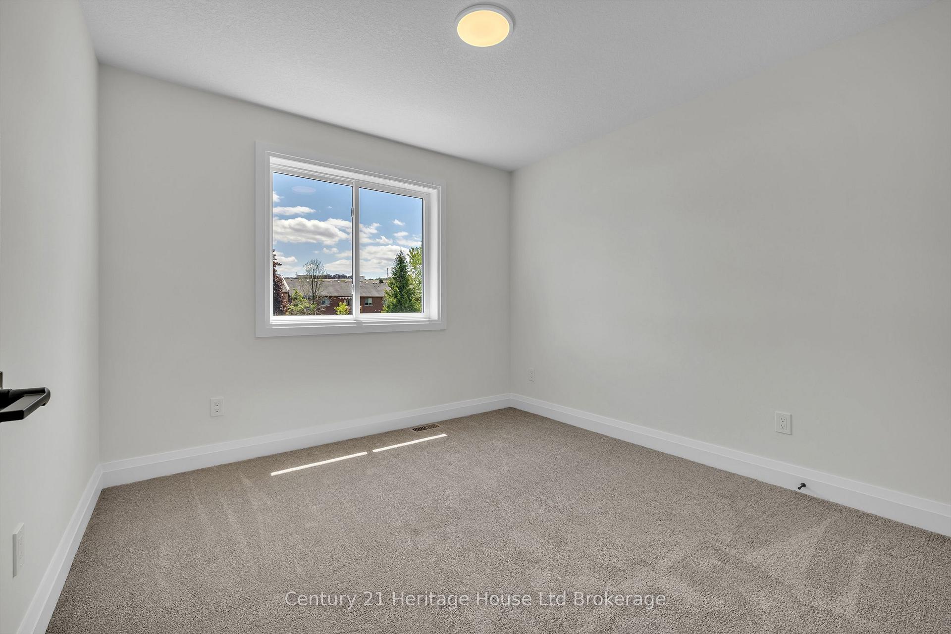 Photo 18 of 52 Park Row, Woodstock, Woodstock - South — HOMEH
