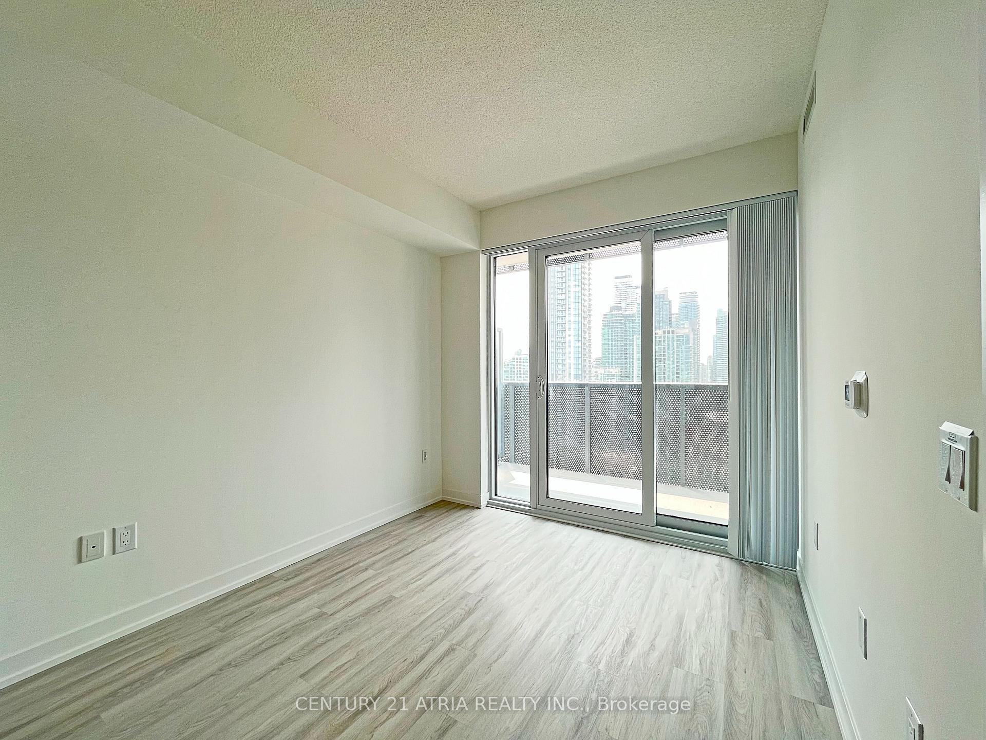 Photo 5 of Unit 3116, 55 Cooper Street S, Toronto, Waterfront Communities — HOMEH