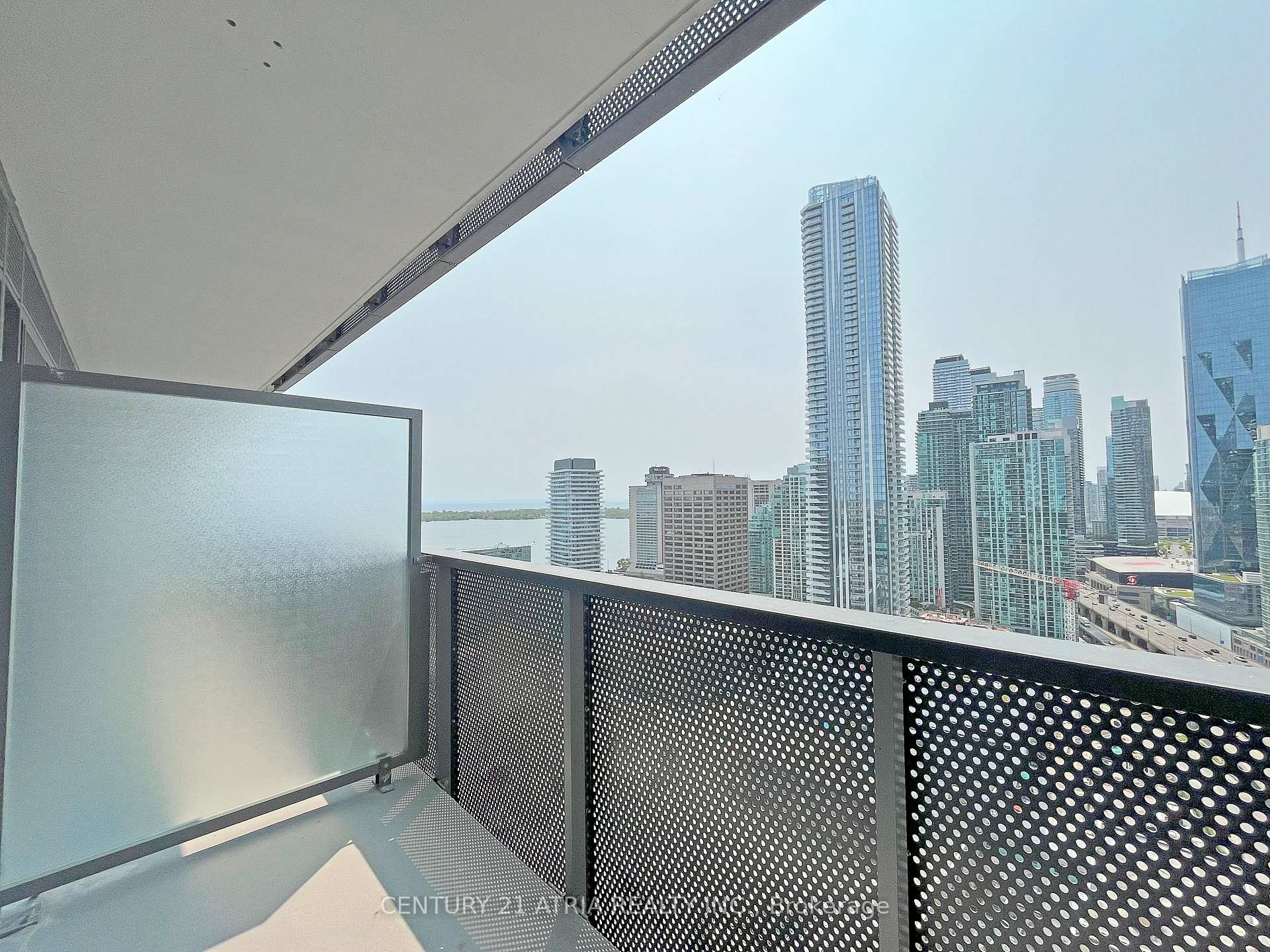 Photo 9 of Unit 3116, 55 Cooper Street S, Toronto, Waterfront Communities — HOMEH