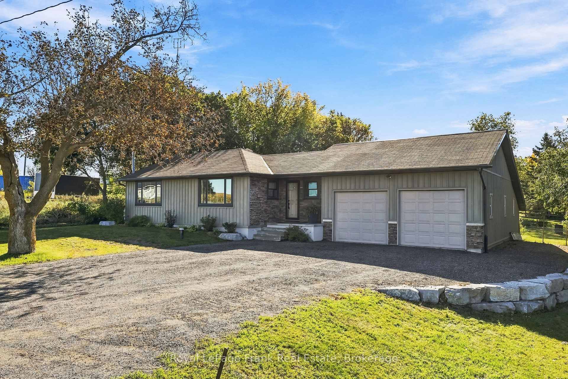 Photo 3 of 170 7A Highway, Kawartha Lakes, Manvers — HOMEH