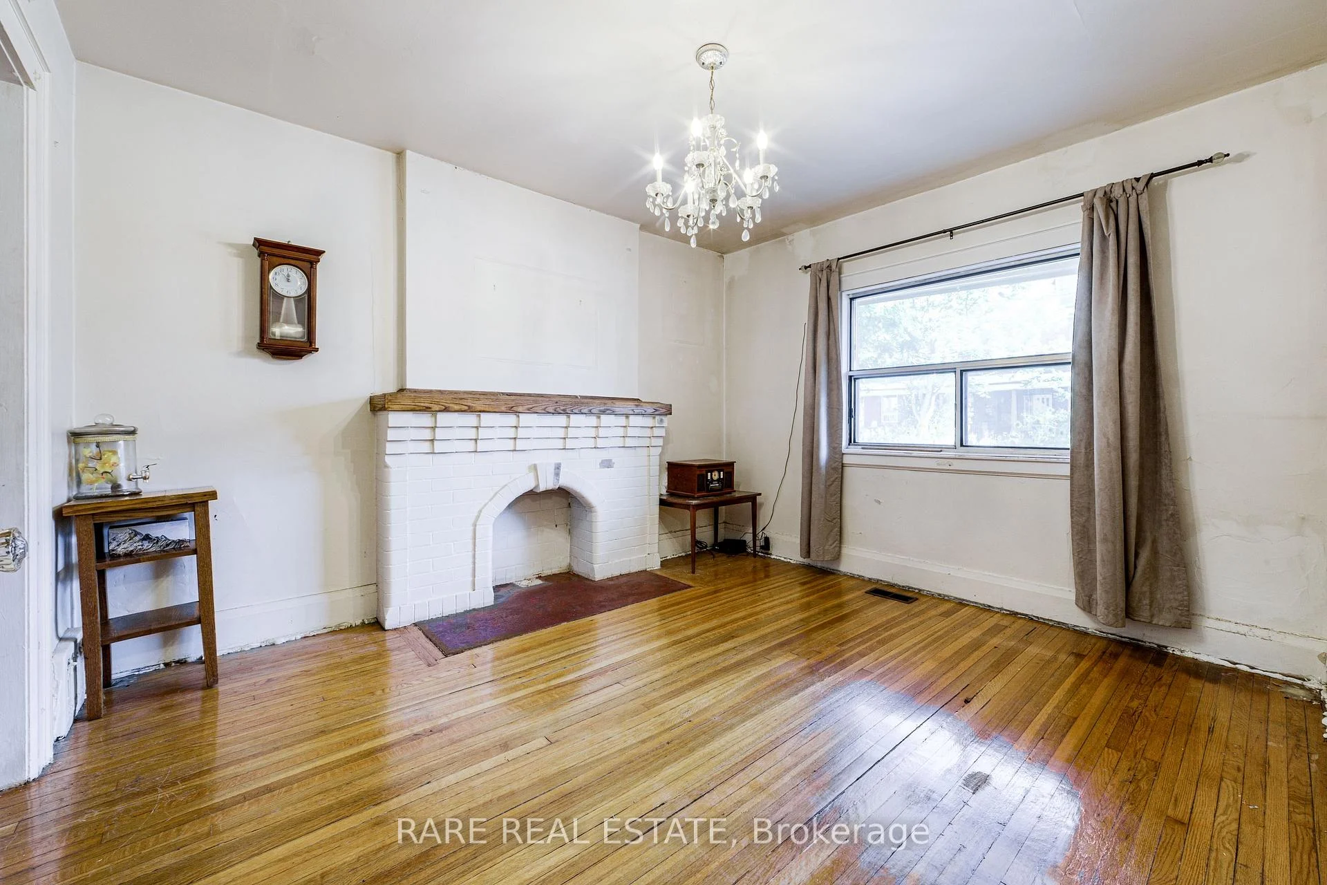 Photo 6 of 842 Shaw Street, Toronto, Dovercourt-Wallace Emerson-Junction — HOMEH
