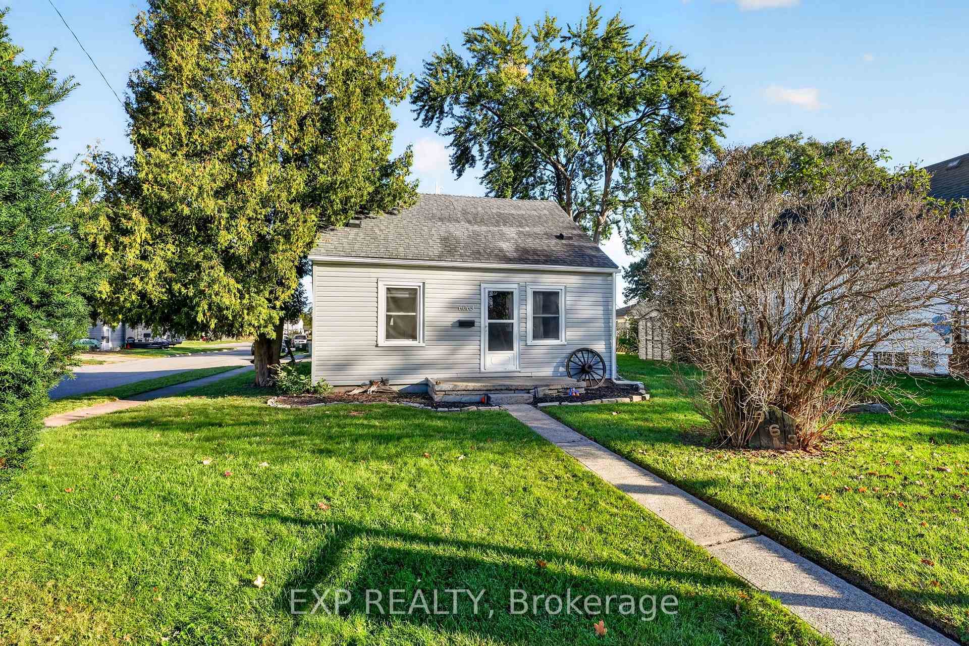 Photo of 6063 Cadham Street