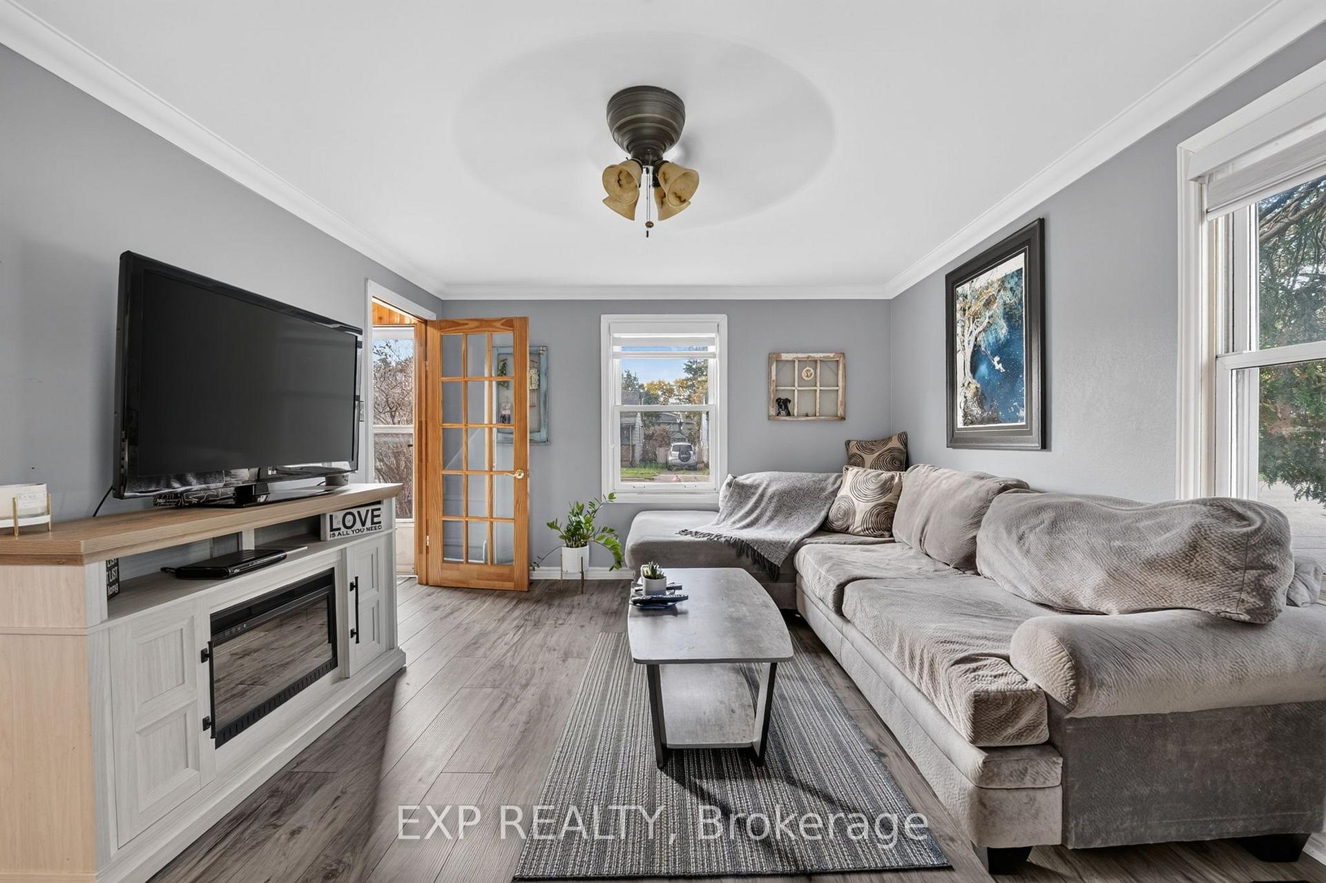Photo 7 of 6063 Cadham Street, Niagara Falls, Arad/Fallsview — HOMEH