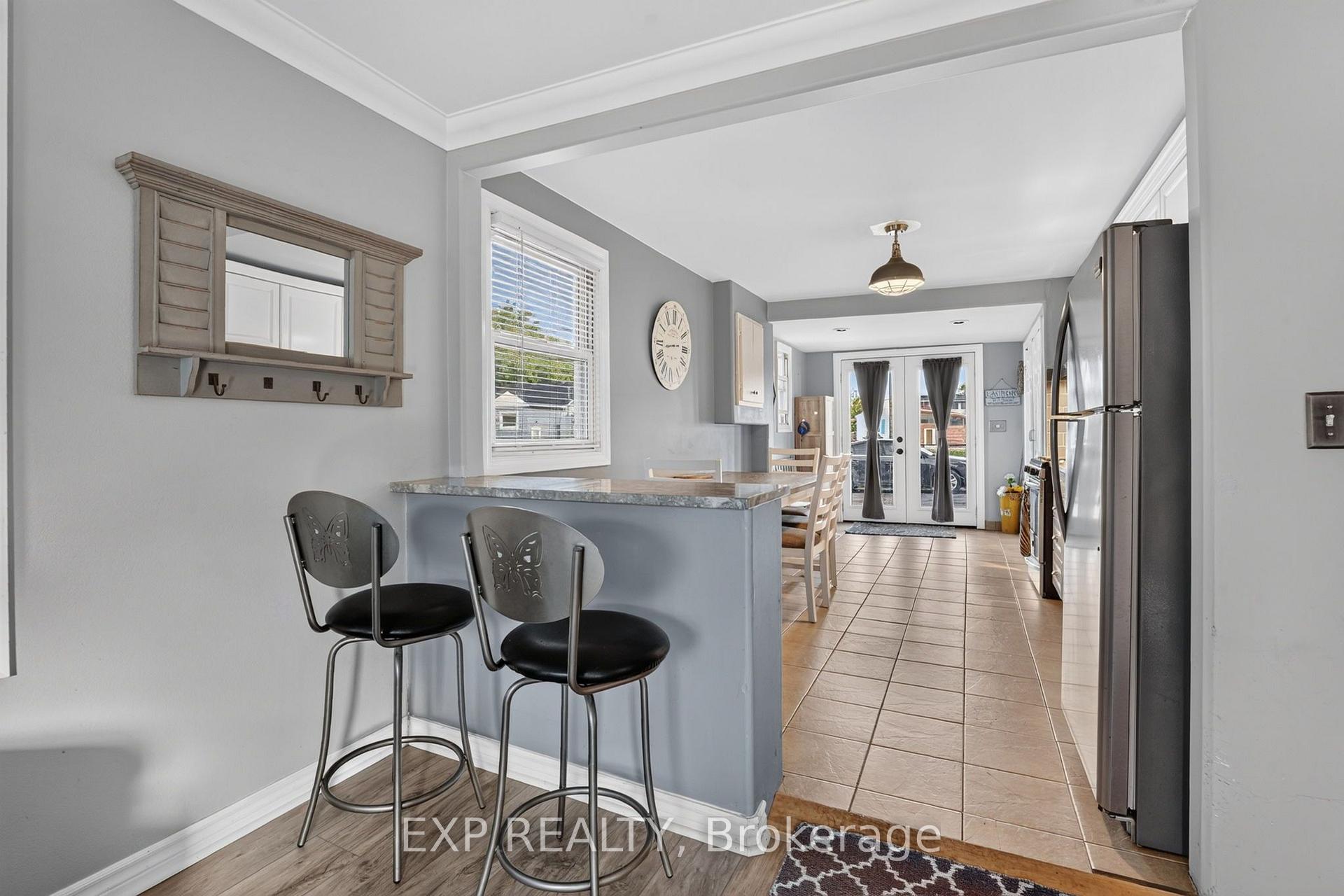 Photo 9 of 6063 Cadham Street, Niagara Falls, Arad/Fallsview — HOMEH