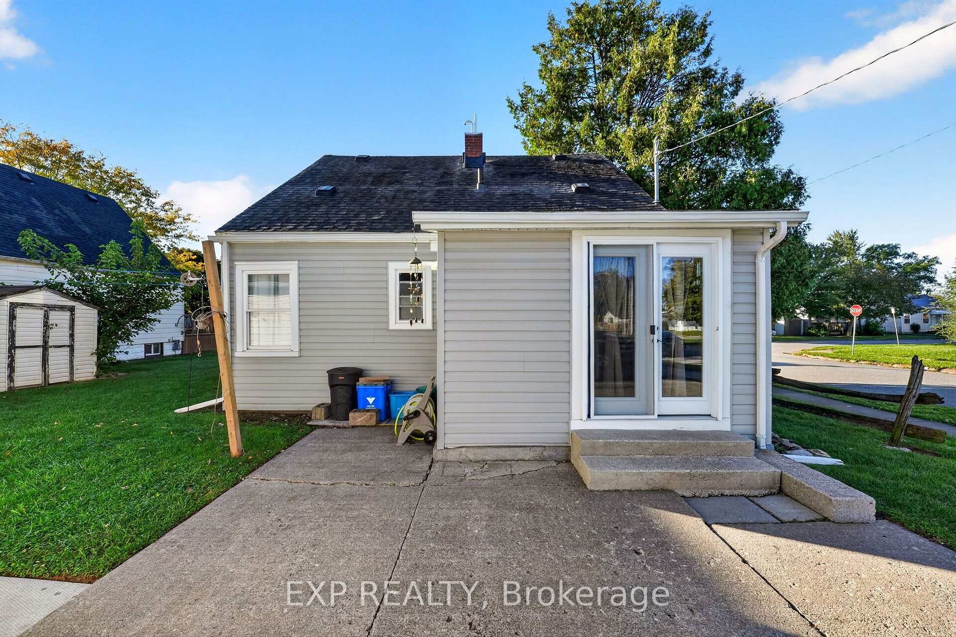 Photo 39 of 6063 Cadham Street, Niagara Falls, Arad/Fallsview — HOMEH