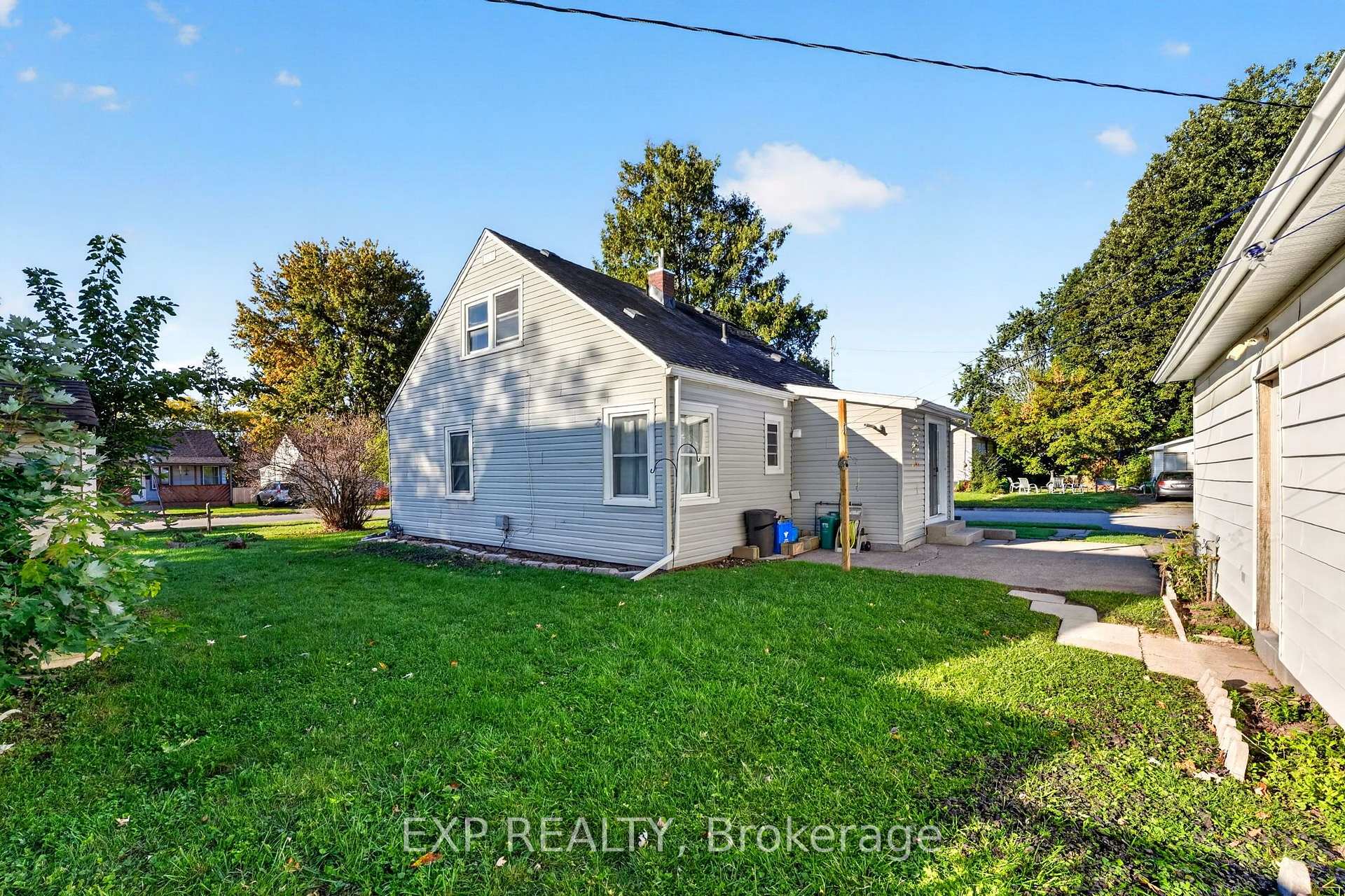 Photo 41 of 6063 Cadham Street, Niagara Falls, Arad/Fallsview — HOMEH