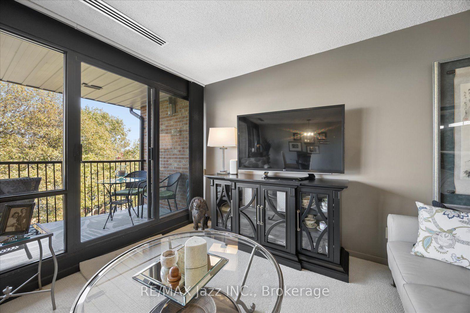 Photo 18 of Unit 405, 337 Simcoe Street N, Oshawa, O'Neill — HOMEH