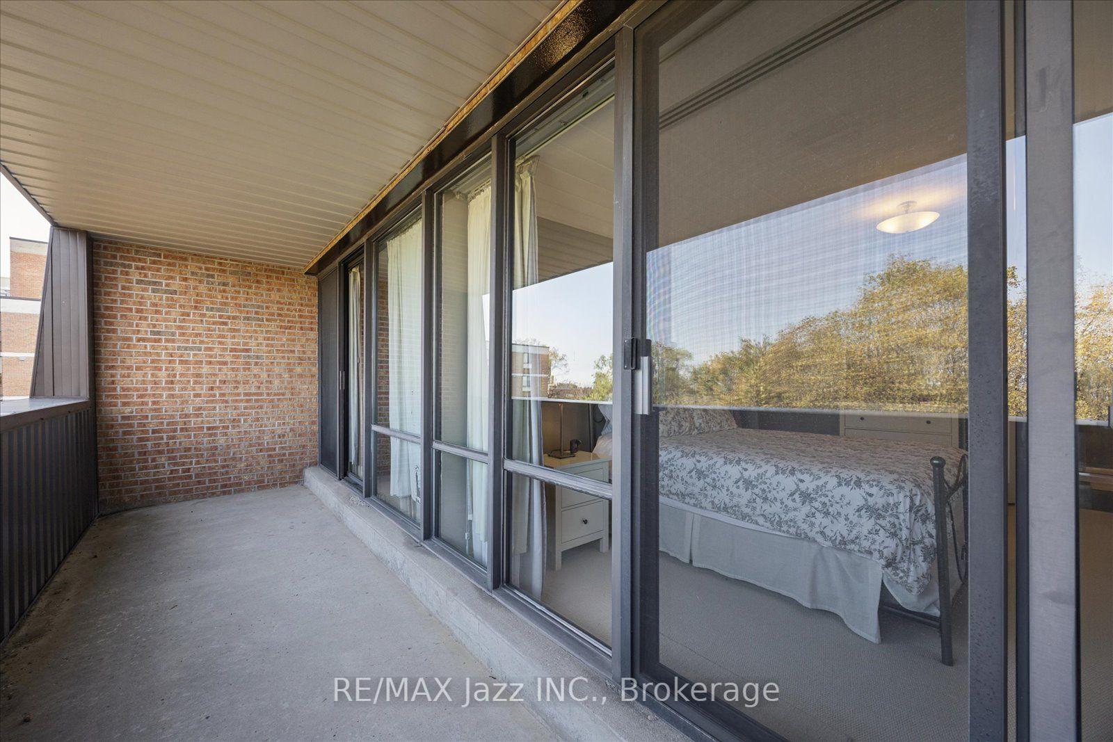 Photo 35 of Unit 405, 337 Simcoe Street N, Oshawa, O'Neill — HOMEH